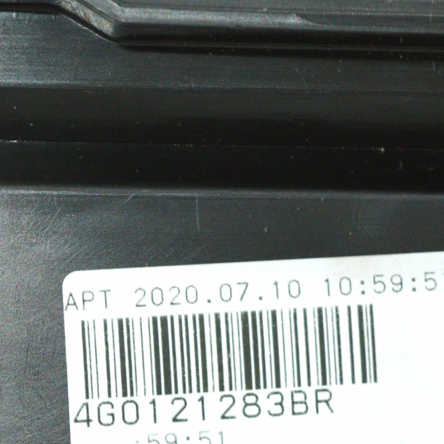 NEW AUDI A6 C7 LEFT RADIATOR AIR DUCT 4G0121283BR