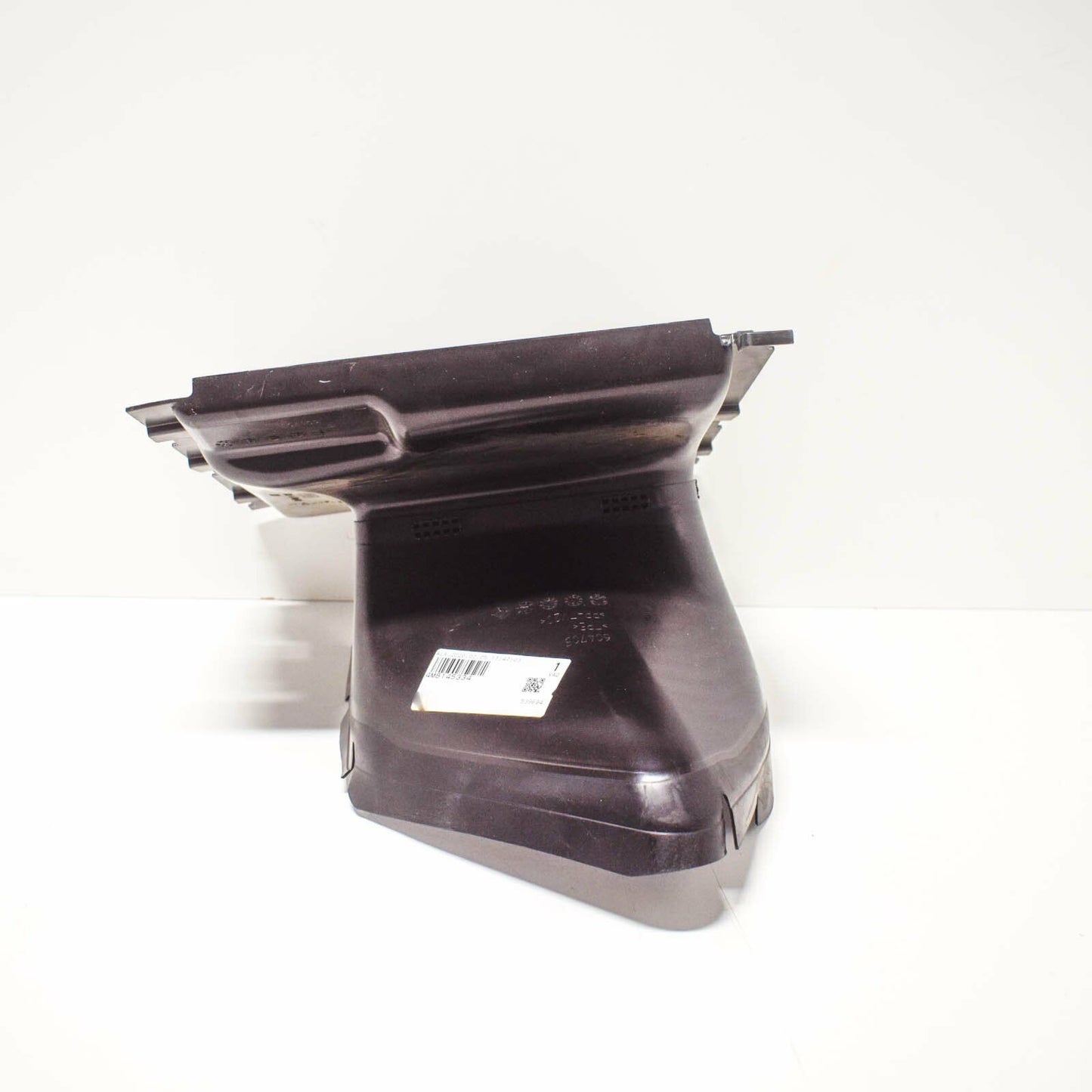 NEW MERCEDES BENZ A W176 FRONT BATTERY TRIM COVER A2465410105 ORIGINAL