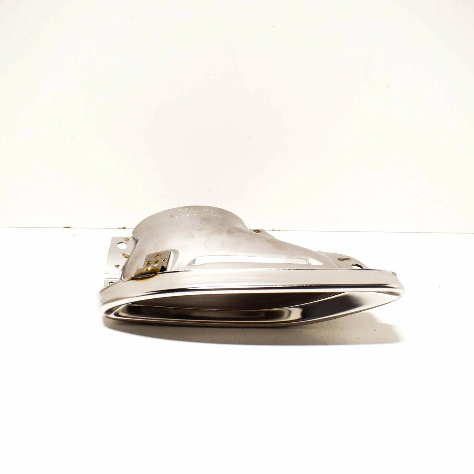 NEW MERCEDES-BENZ E W213 LEFT TAIL PIPE COVER A2134903301