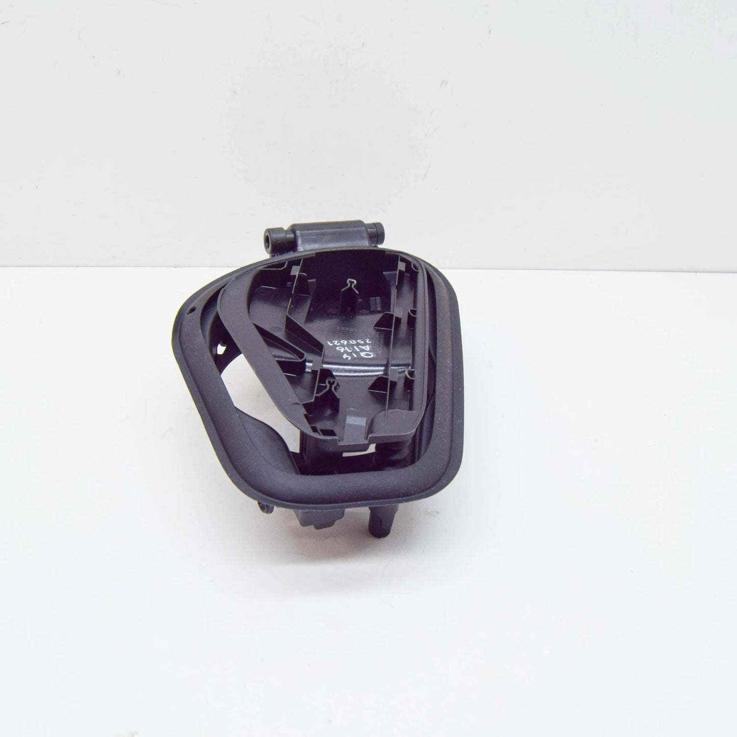 NEW BMW I8 I12 LOASING FLAP CHARGING COVER POT 51177316840 ORIGINAL