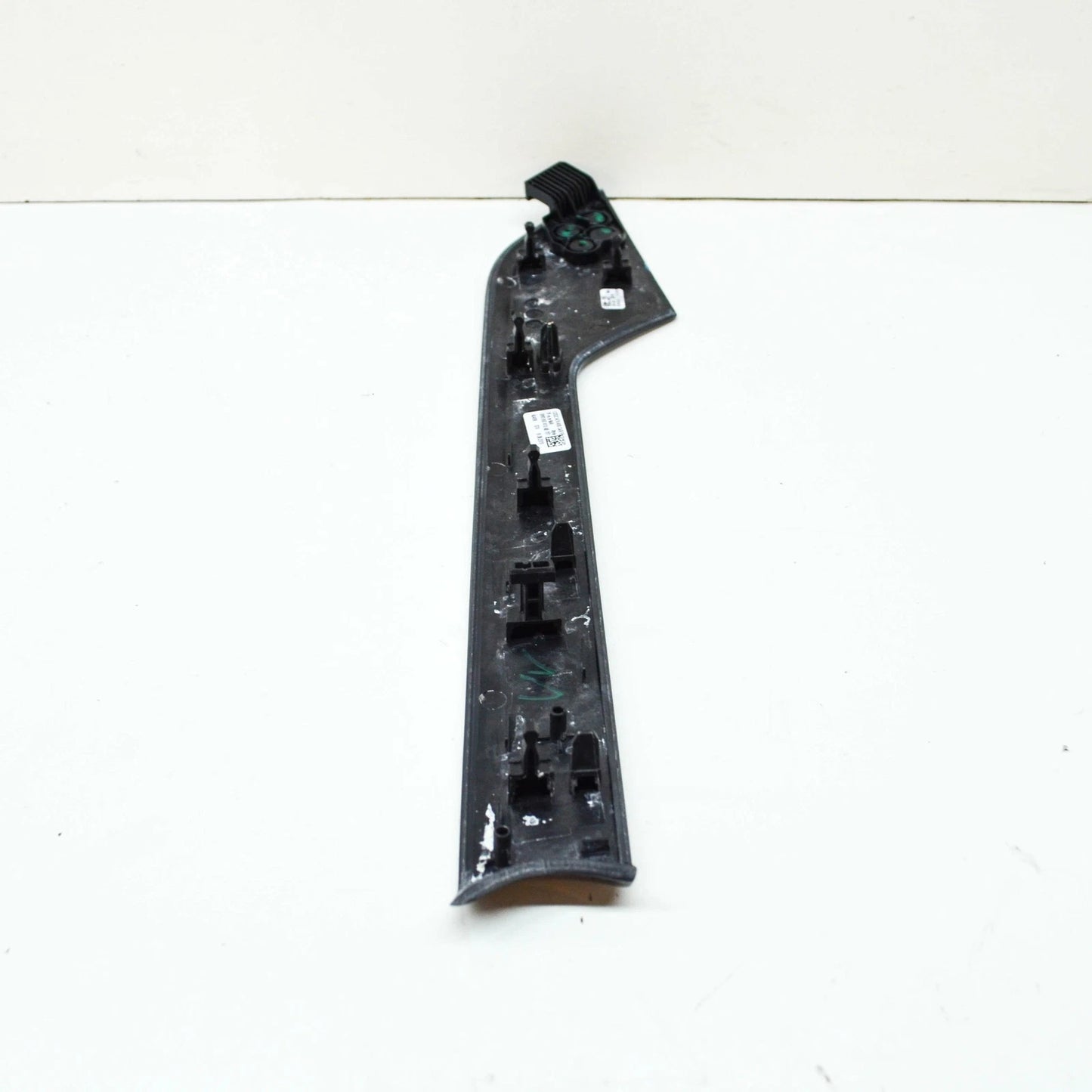 NEW AUDI A4 8W2, B9 FRONT RIGHT DOOR TRIM INSERT RHD 8W0867410AB7V7 ORIGINAL