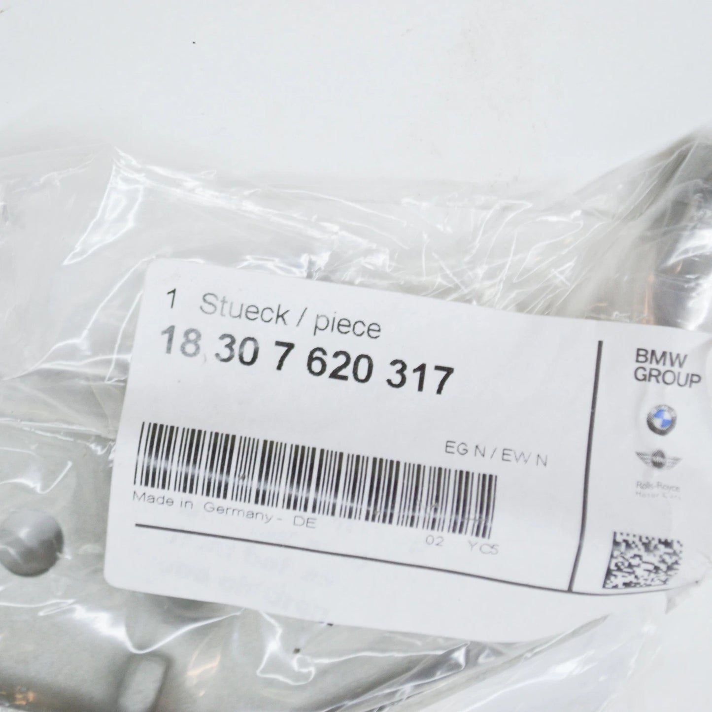 NEW BMW 3 F30 REAR RIGHT MUFFLER BRACKET 7620317 18307620317 NE W ORIGINAL