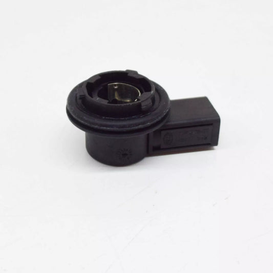 NEW VW PASSAT B7 FRONT DAY TIME RUNNING LIGHT BULB HOLDER 6R0953123A