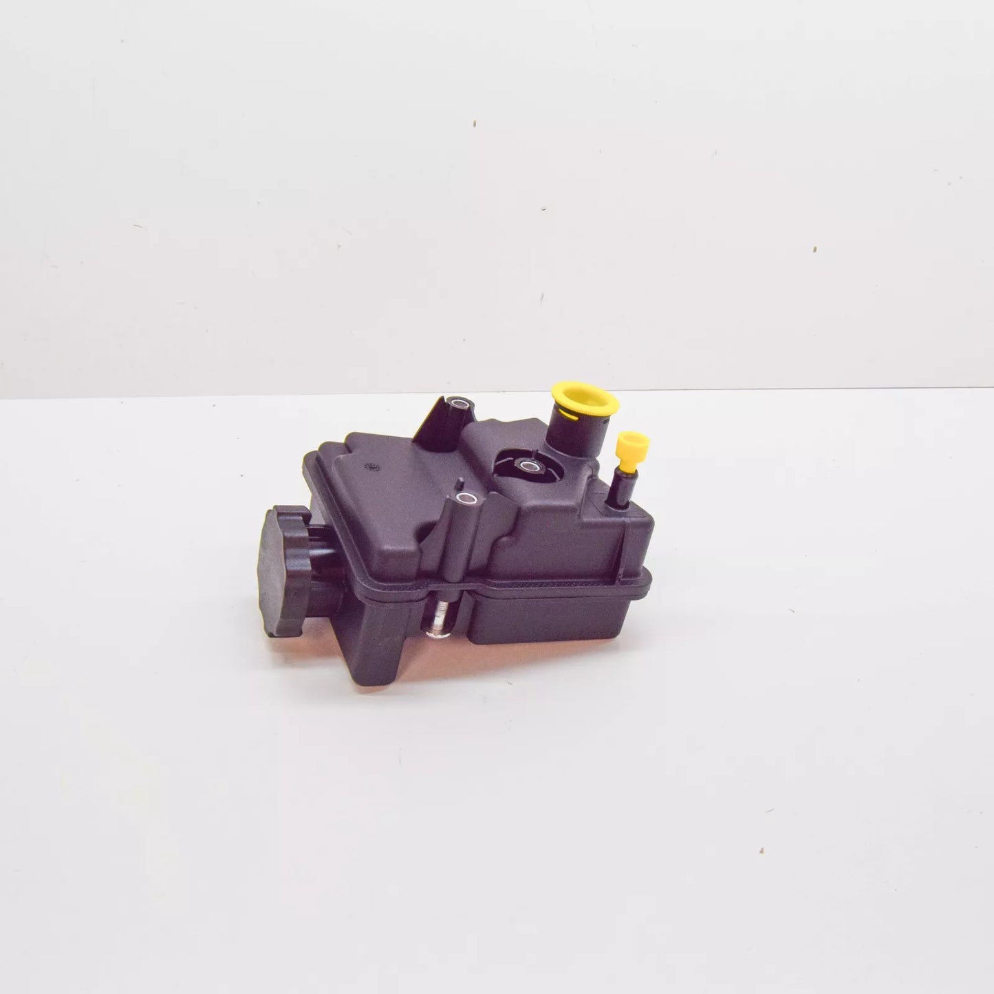 NEW MERCEDES-BENZ VITO W639 POWER STEERING TANK A0004602483 ORIGINAL
