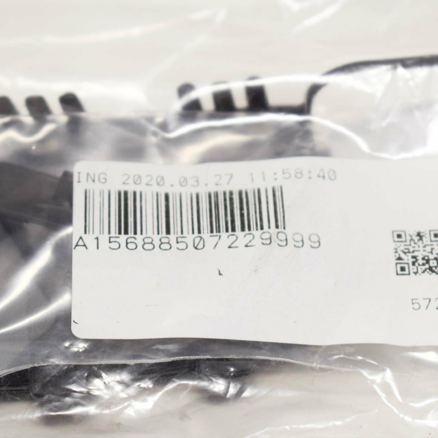 NEW MB GLA X156 FRONT BUMPER TOW HOOK EYE CAP COVER A15688507229999 ORIGINAL