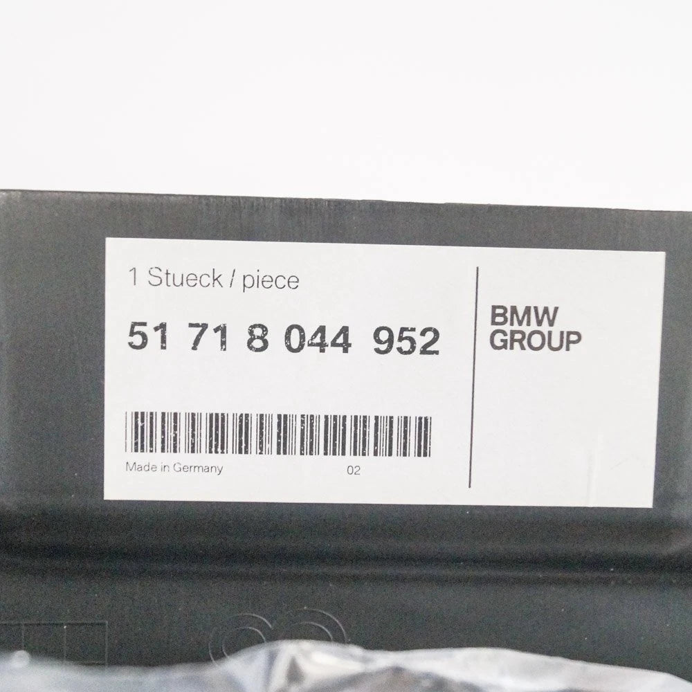 NEW BMW 3 E90 M FRONT RIGHT WHEEL HOUSING LOWER COVER 51718044952 2010 ORIGINAL