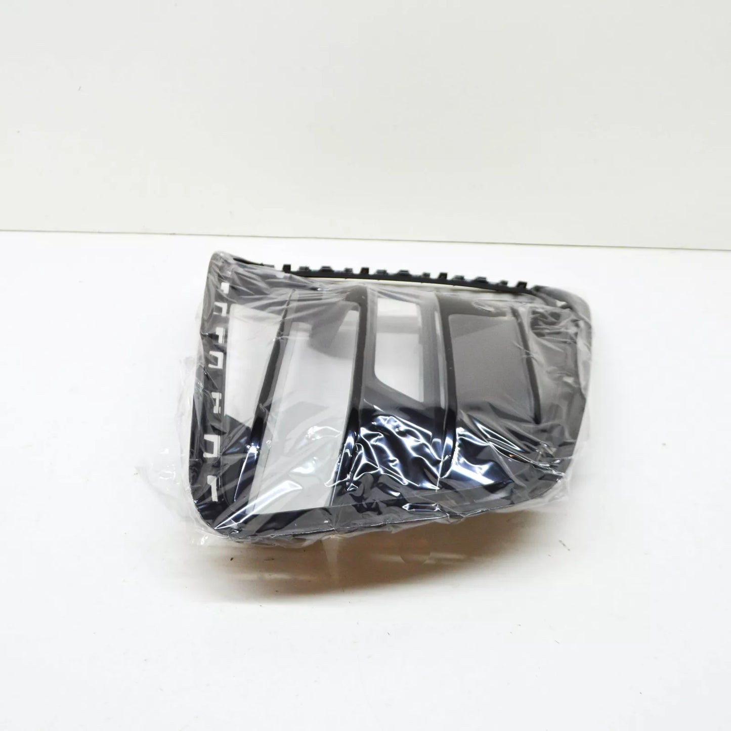 NEW BMW M4 COUPE G22 G82 FRONT RIGHT BUMPER OPEN GRILLE 51118076732 ORIGINAL
