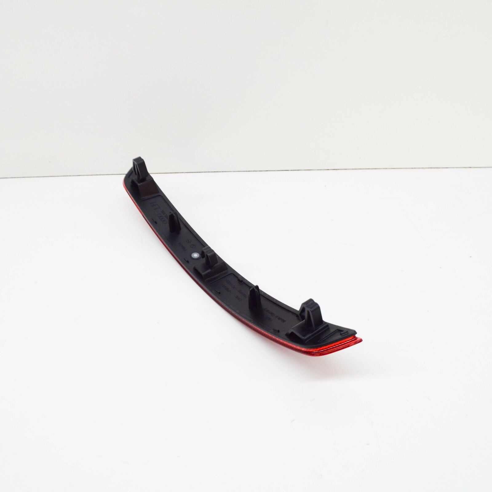 NEW AUDI A3 8V REAR LEFT BUMPER REFLECTOR 8V4945105 ORIGINAL