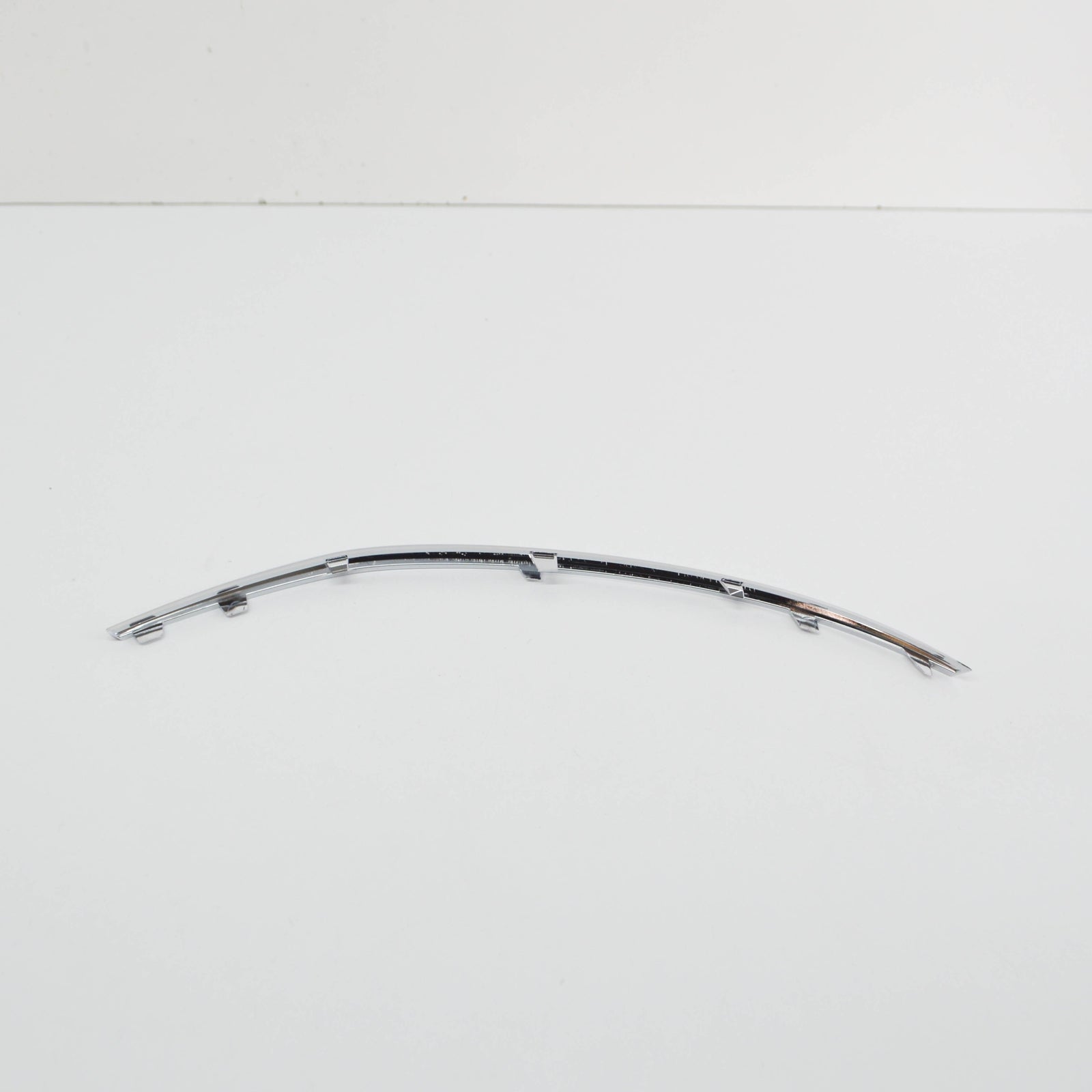 NEW MERCEDES-BENZ S W222 FRONT BUMPER LEFT TRIM STRIP A2228851321 ORIGINAL