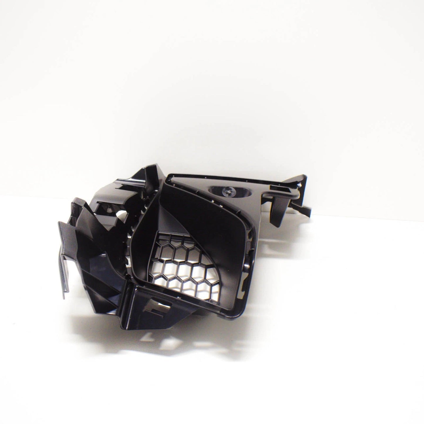 NEW BMW M2 F87 FRONT BUMPER RIGHT INSERT 51118067022 8067022 2016 ORIGINAL