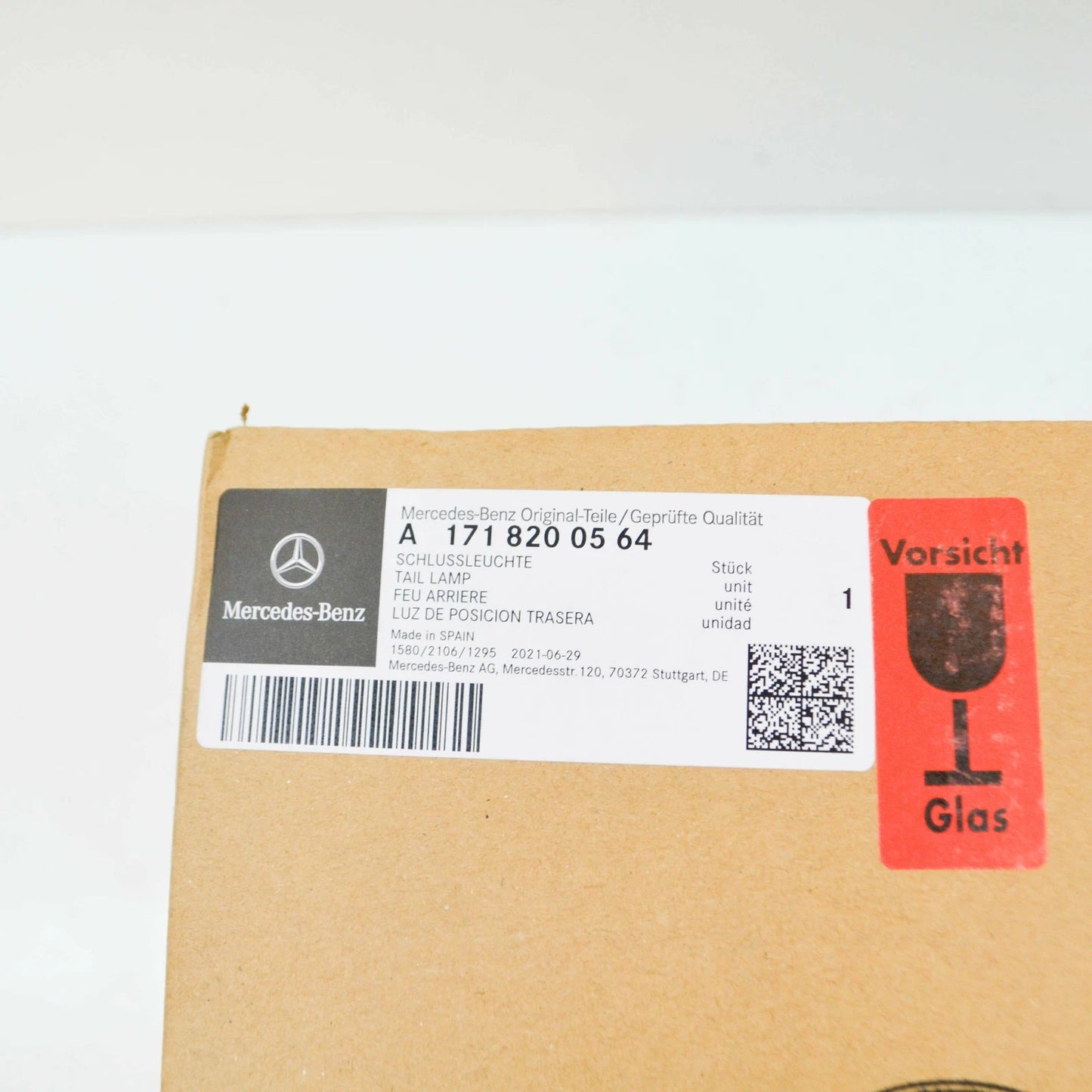 NEW MERCEDES-BENZ SLK R171 REAR LEFT TAILLIGHT A1718200564