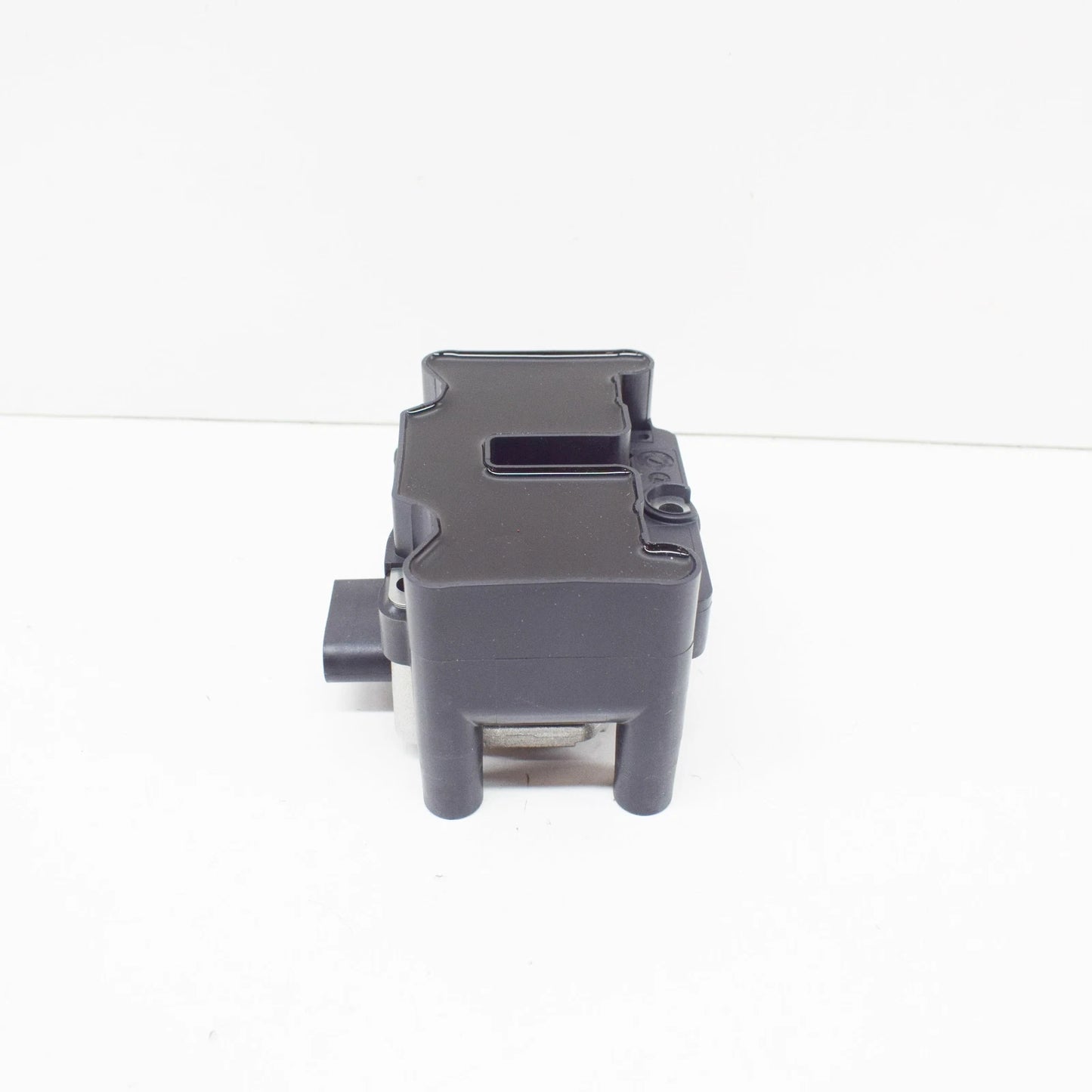 NEW VOLKSWAGEN GOLF MK4 IGNITION COIL PACK 032905106F ORIGINAL