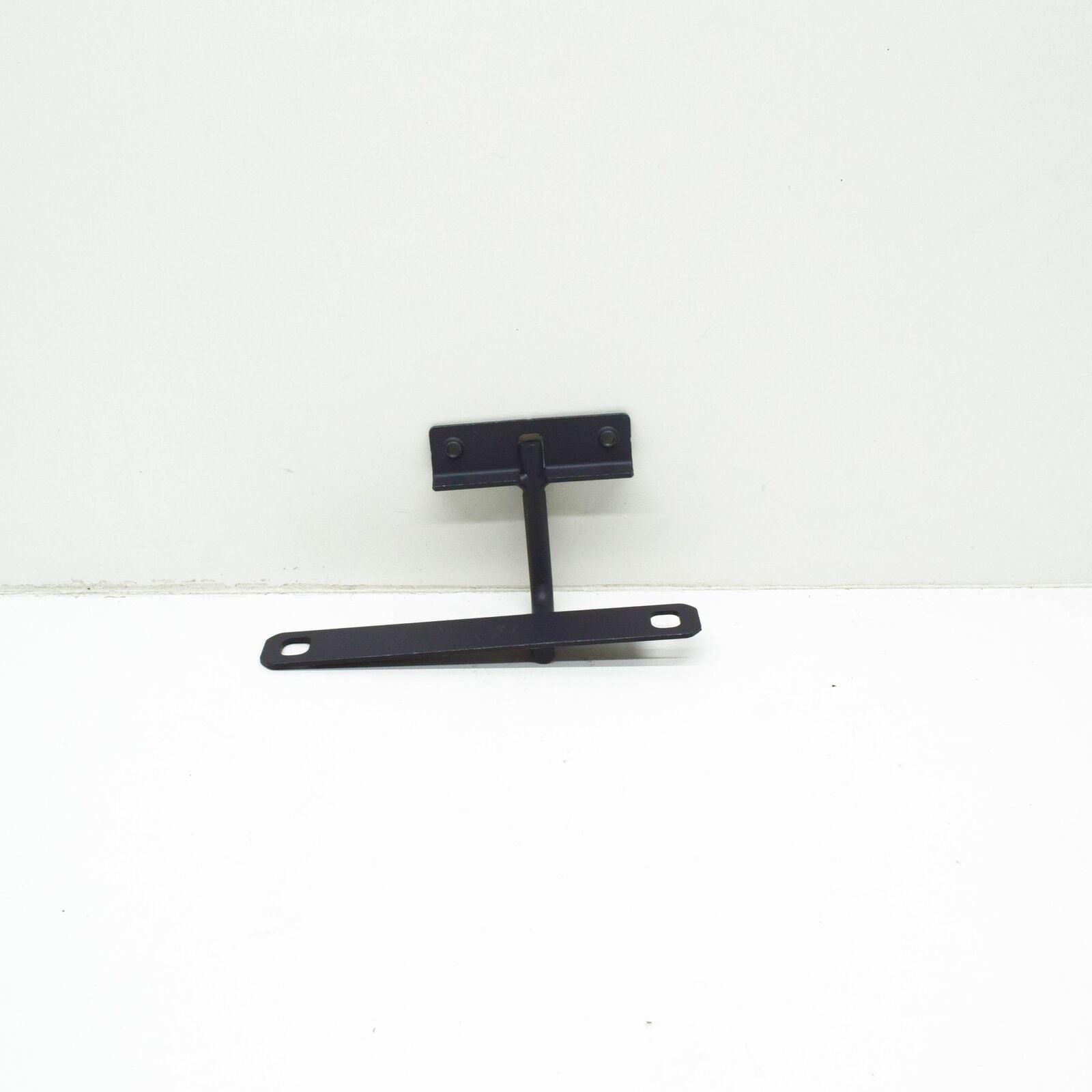 NEW MERCEDES-BENZ C W206 FRONT REINFORCEMENT STRIKER A2068980100 ORIGINAL