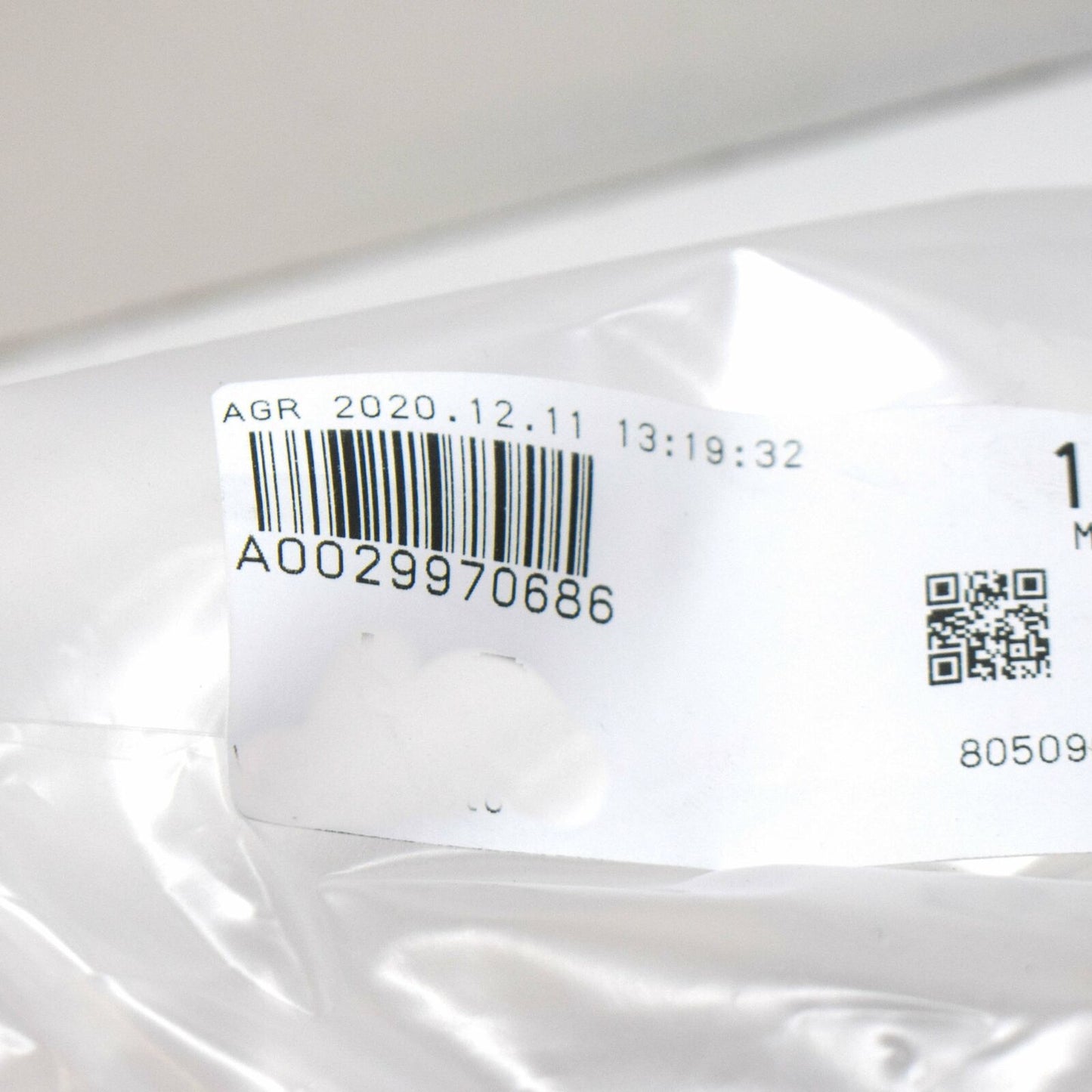 NEW MERCEDES-BENZ E W210 JACK SUPPORT PLATE PLUG A0029970686 ORIGINAL