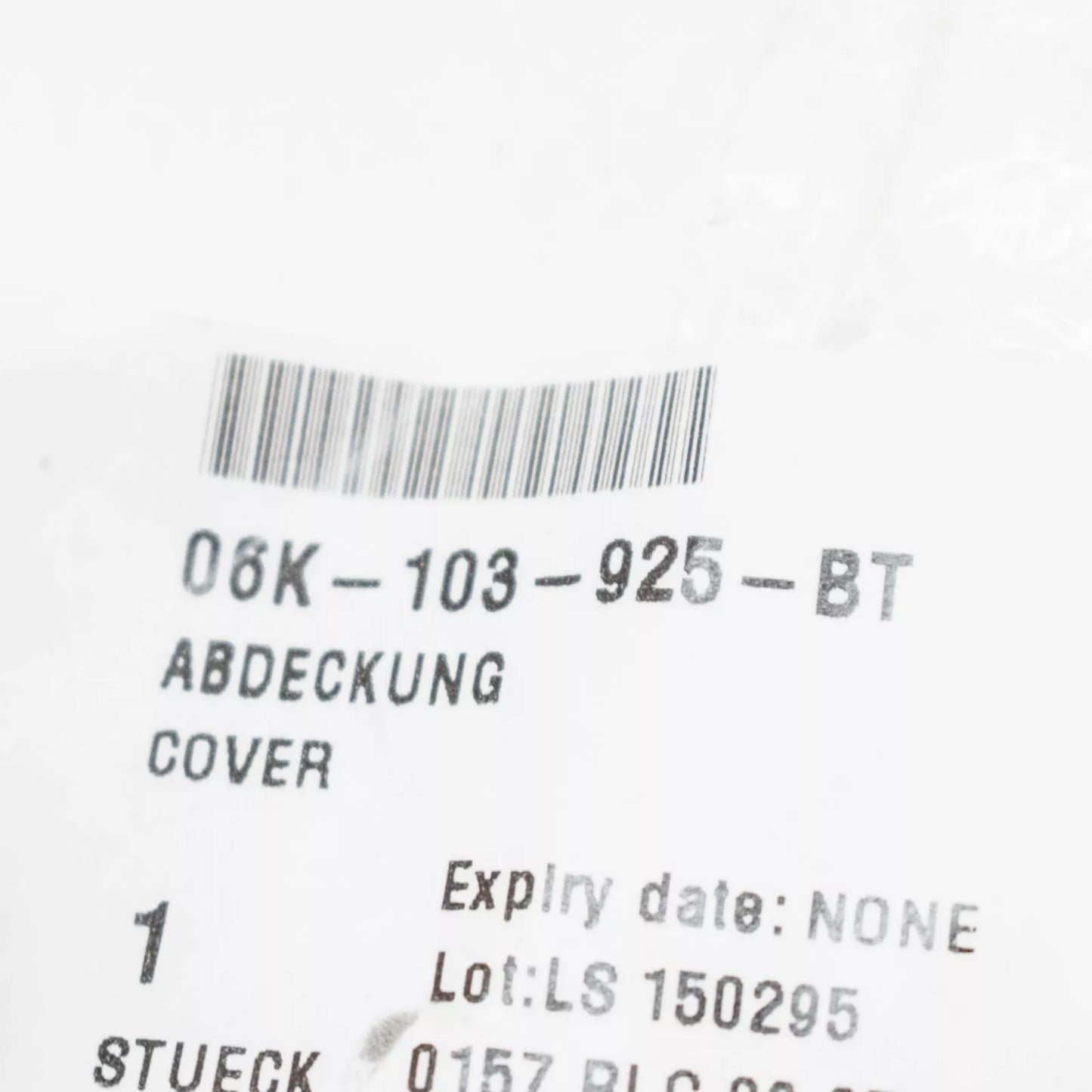 NEW AUDI A3 8V ENGINE DECORATIVE PLASTIC COVER 1.4 TFSI 06K103925BT ORIGINAL