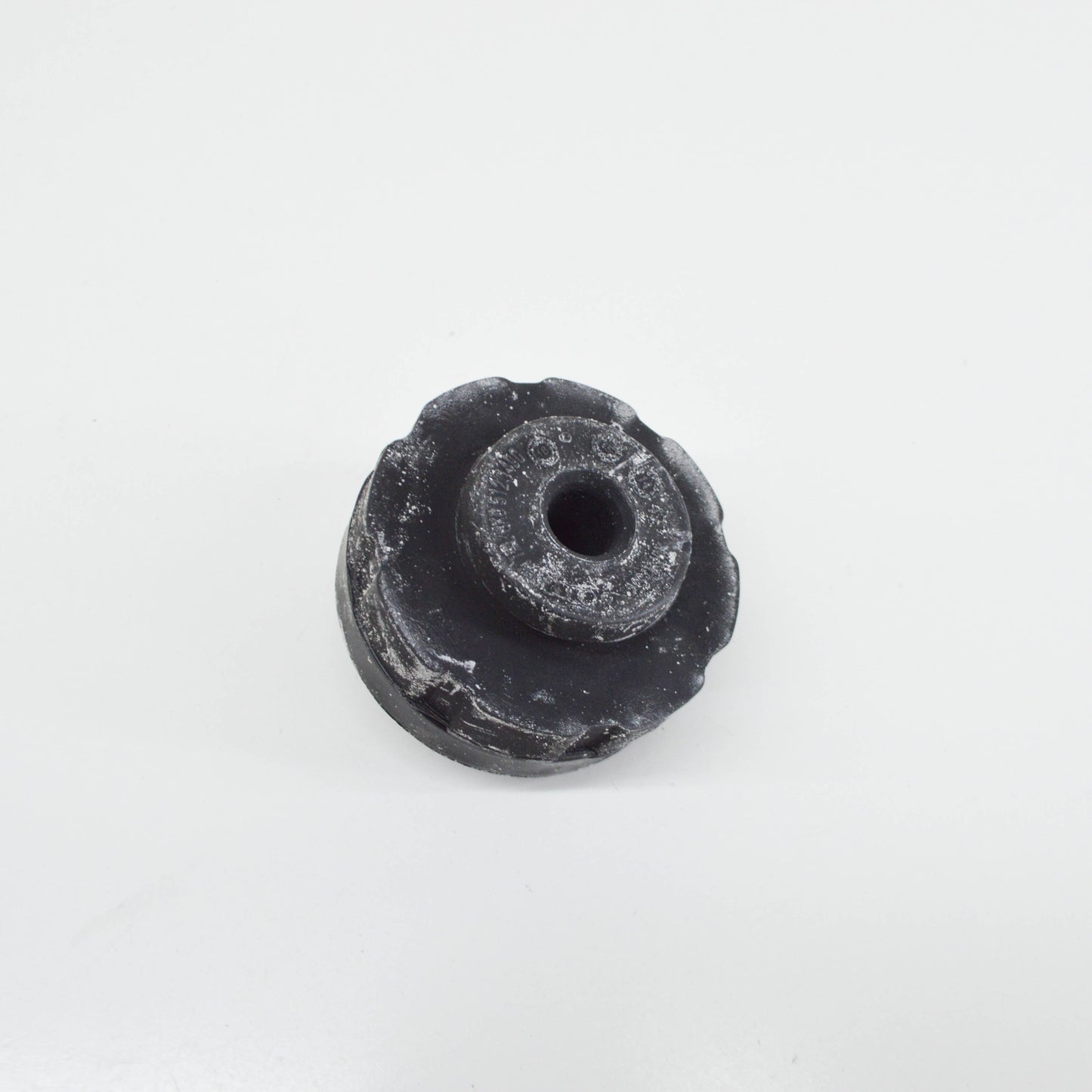 NEW AUDI A4 B8 REAR AXLE SPRING UPPER SUPPORT 8K0512141G ORIGINAL