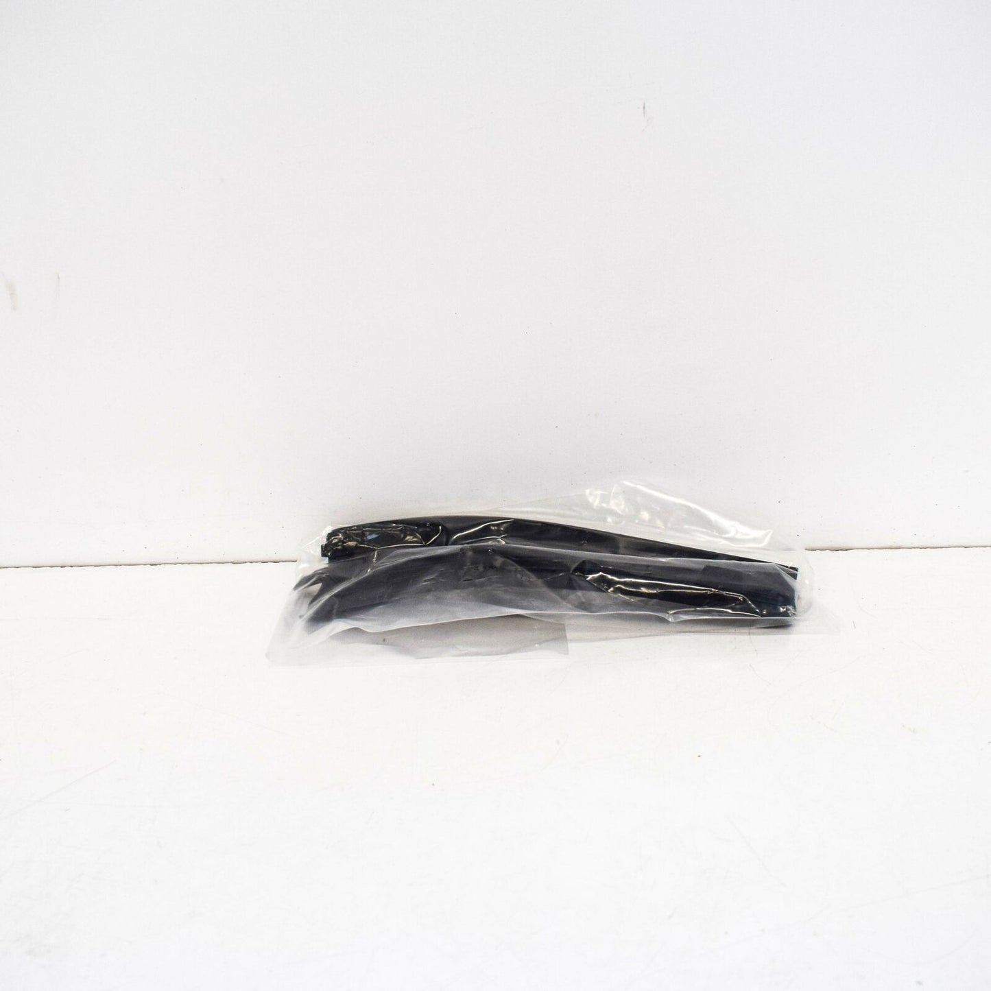 NEW MERCEDES BENZ W176 REAR LEFT INNER SILL TRIM A1766800274 9H68 ORIGINAL