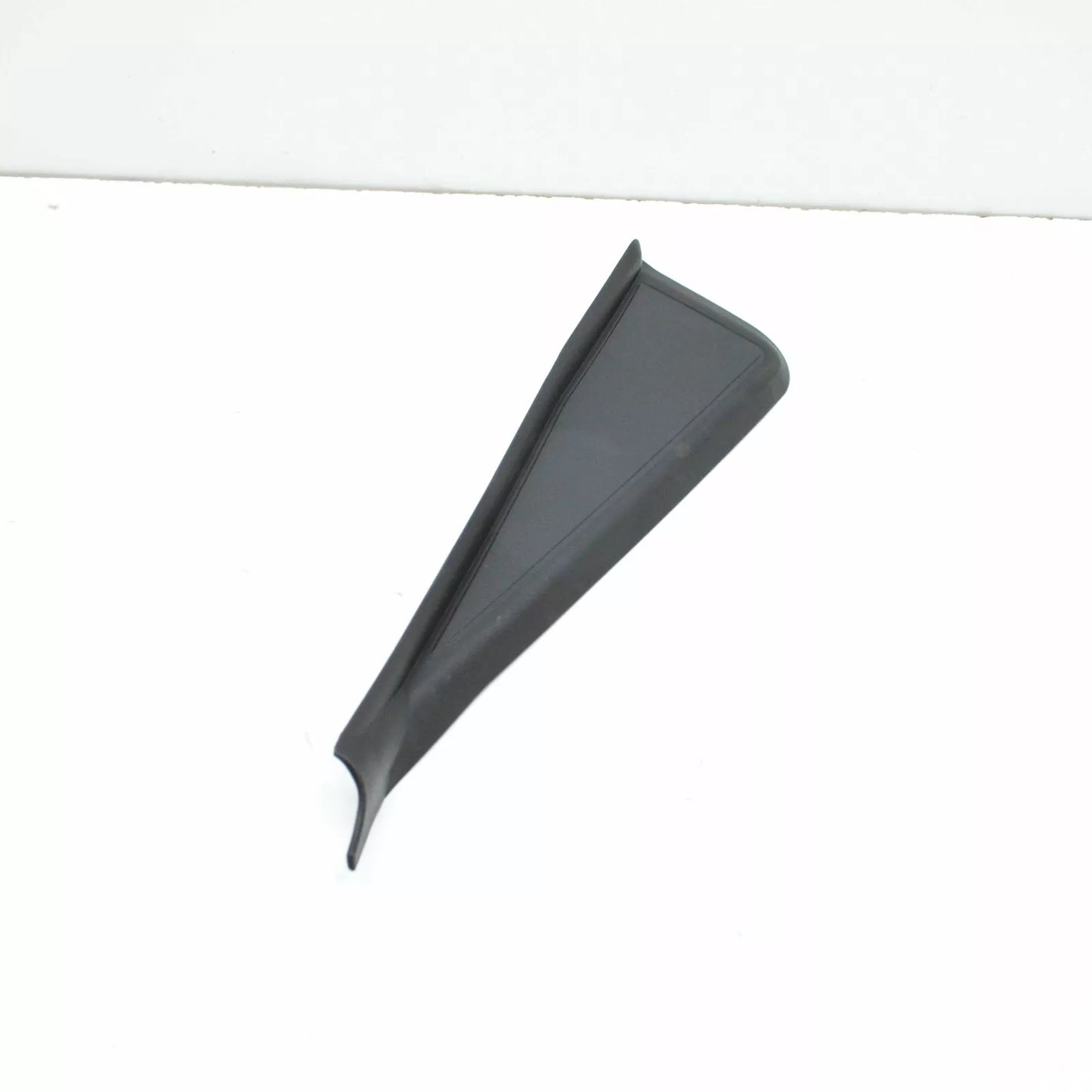 NEW BMW I8 I12 RIGHT APRON COVER TRIM 51717387574 ORIGINAL