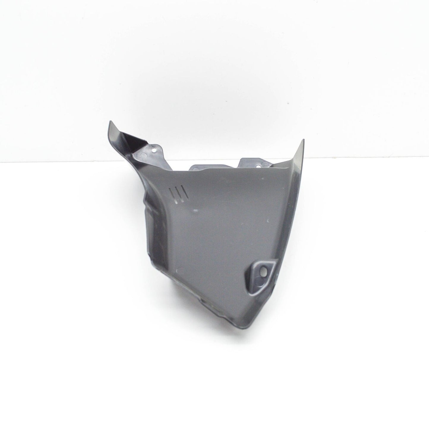 NEW AUDI RS4 B9 FRONT LEFT AIR GUIDE 8W0121673D ORIGINAL