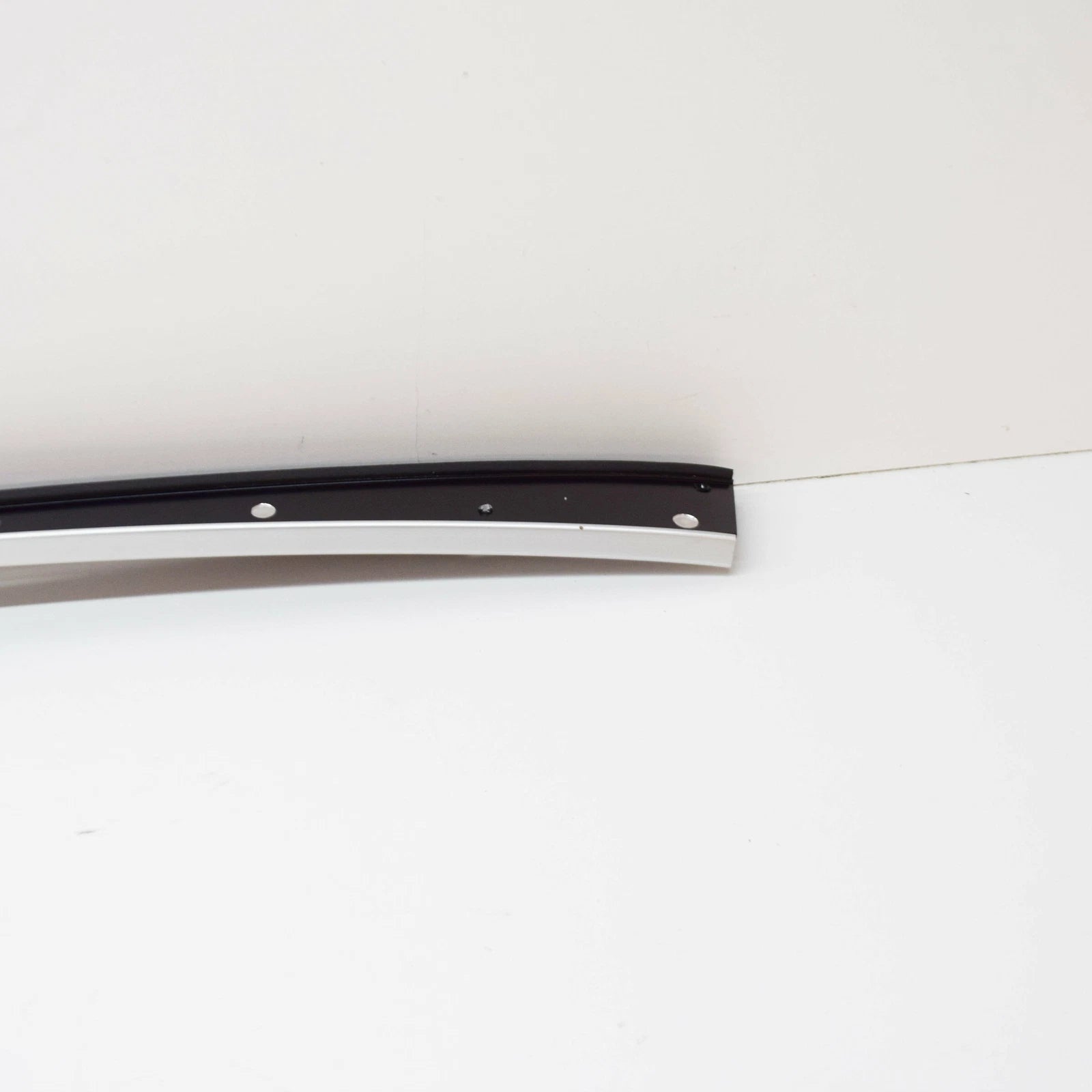 NEW MERCEDES-BENZ SL R129 WINDSHIELD LEFT SIDE RAIL TRIM A1296900139 ORIGINAL