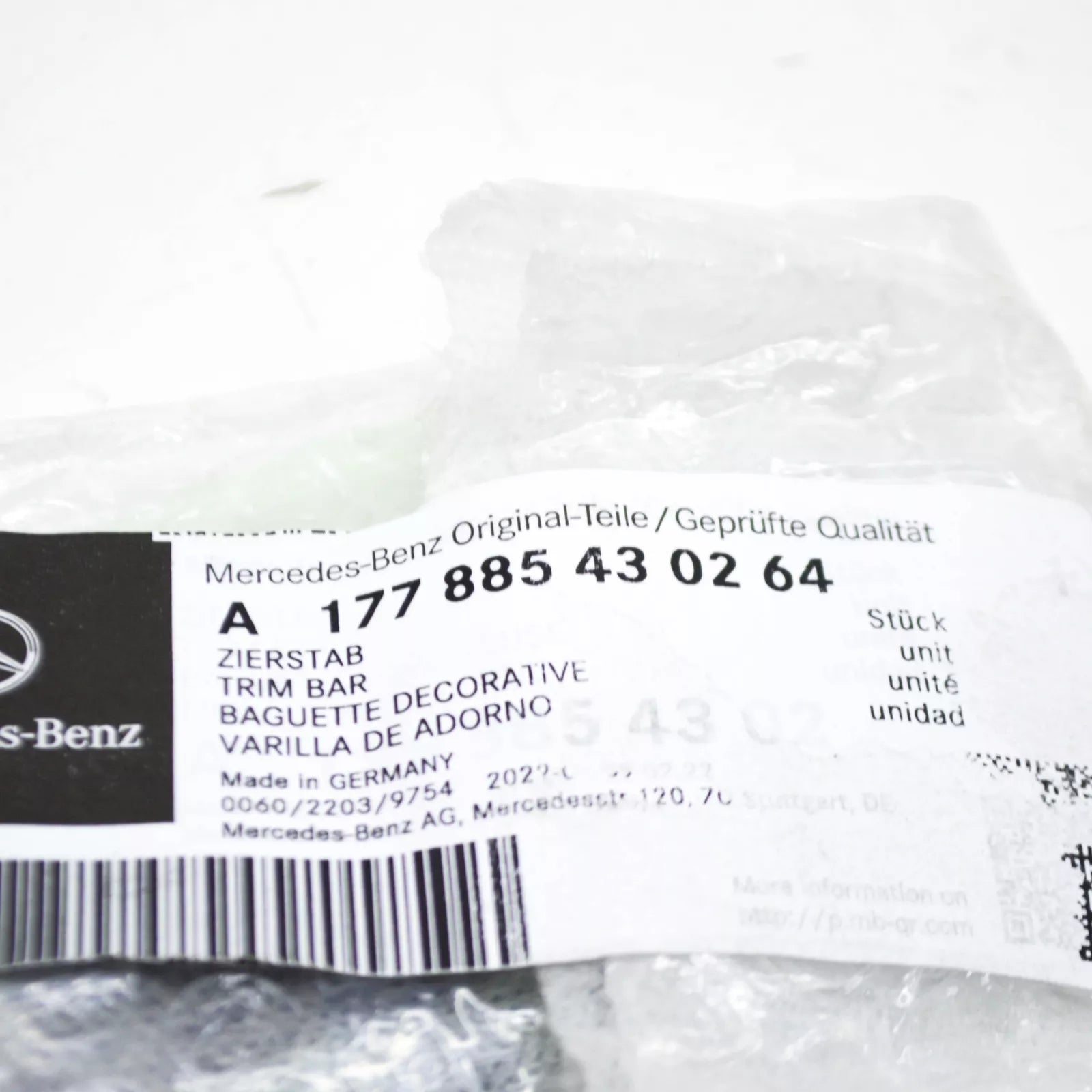 NEW MB A W177 FRONT BUMPER LOWER CENTER MOLDING A177885430264 ORIGINAL
