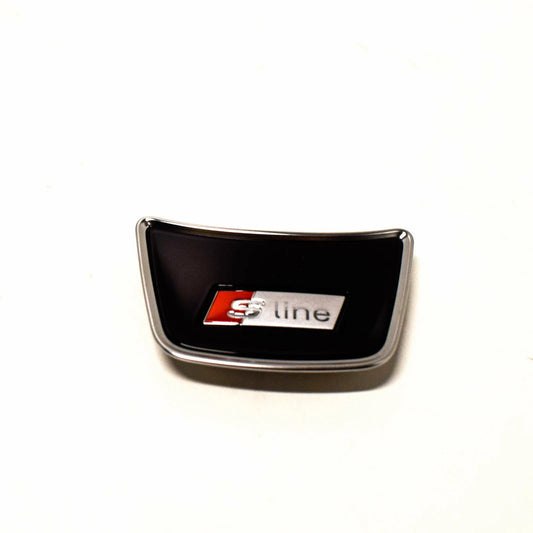 NEW AUDI A1 SPORTBACK 8X S-LINE SPORT STEERING WHEEL EMBLEM LOGO 4H0419673AINZ