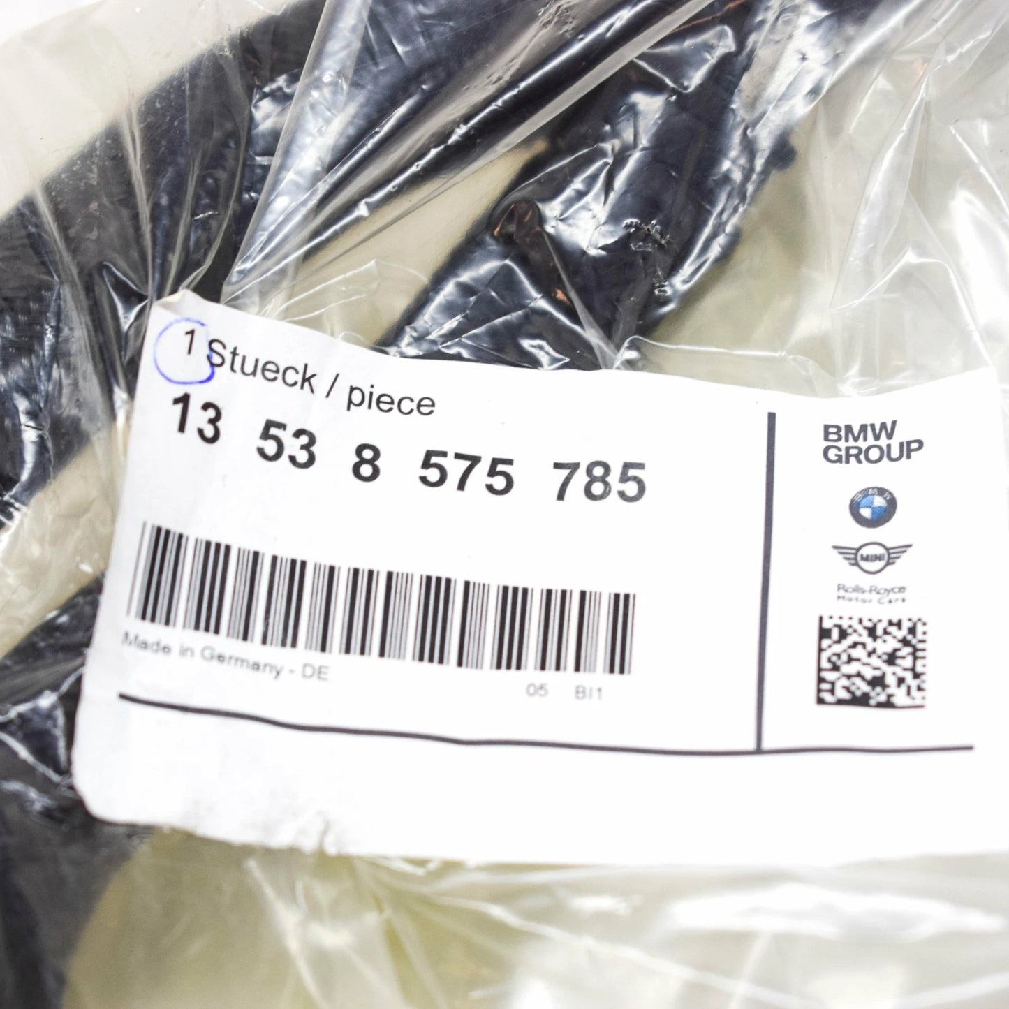 NEW BMW 7 G11 G12 ENGINE COMPARTMENT FUEL LINE 13538575785 ORIGINAL