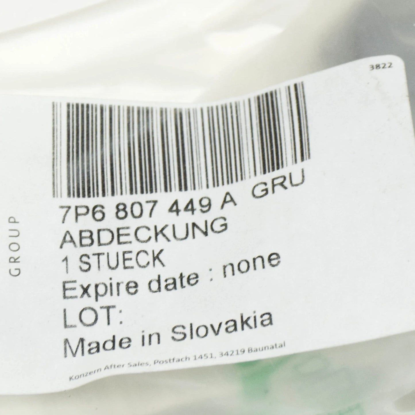 NEW VW TOUAREG 7P LEFT REAR TOW HOOK COVER 7P6807449AGRU ORIGINAL