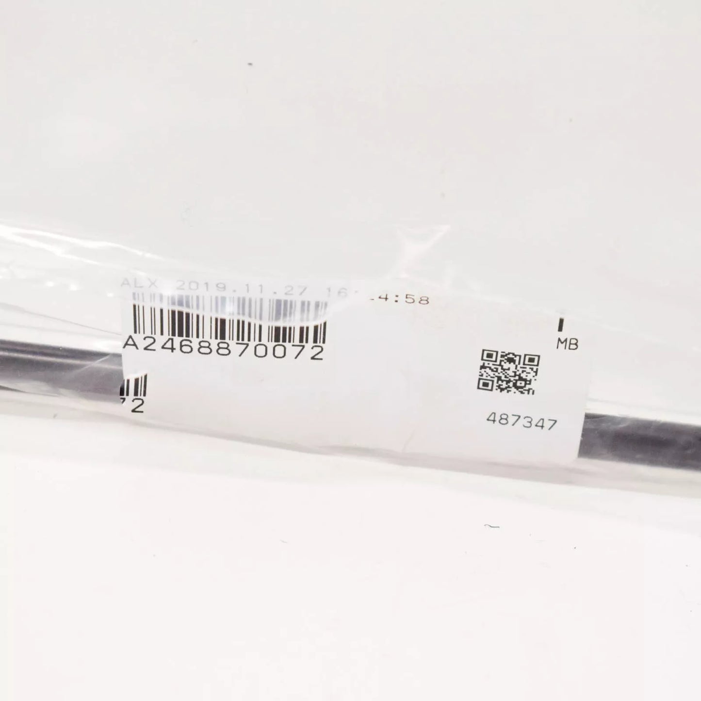 NEW MERCEDES BENZ B W246 FRONT BONNET HOOD SUPPORT A2468870072