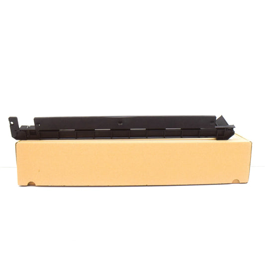 NEW BMW M4 F82 RADIATOR LOWER SEAL TRIM 17117848789 7848789 2016 ORIGINAL