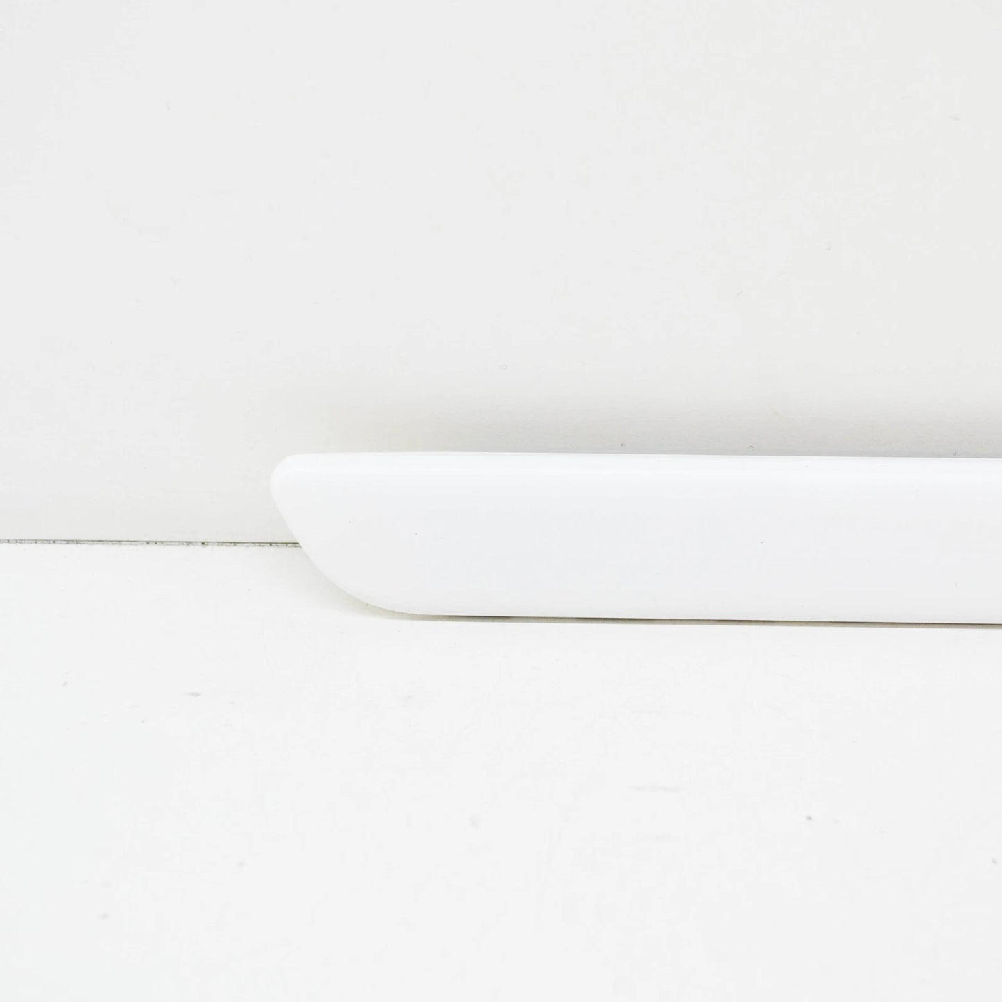 NEW BMW M3 CONVERTIBLE E46 REAR RIGHT FENDER MOLDING TRIM 51137893680 ORIGINAL