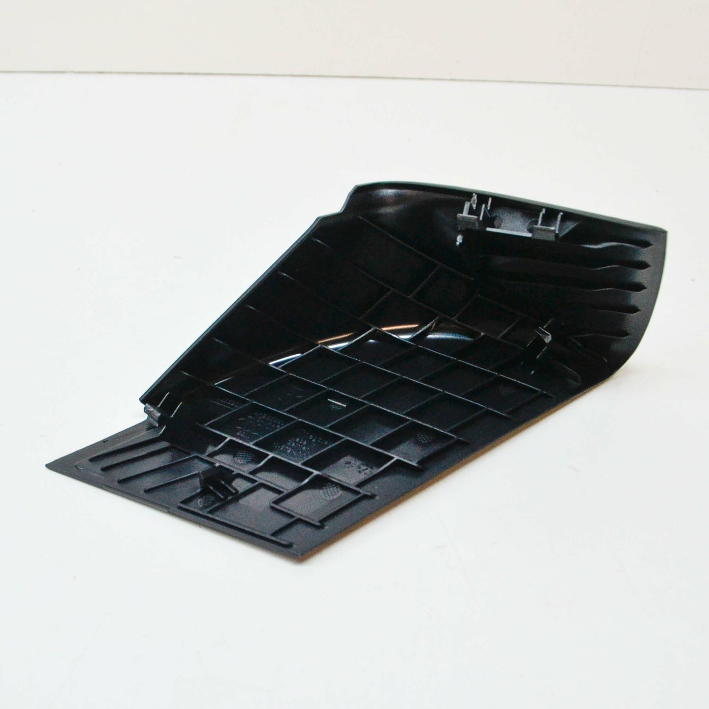 NEW AUDI E-TRON REAR RIGHT INTERIOR QUARTER PANEL PANEL 4KE8685304PK ORIGINAL