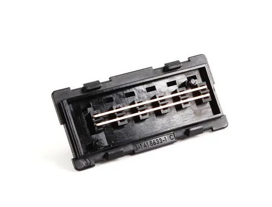 NEW MERCEDES-BENZ S W221 POTENTIAL DISTRIBUTOR BLOCK A0045468540 ORIGINAL