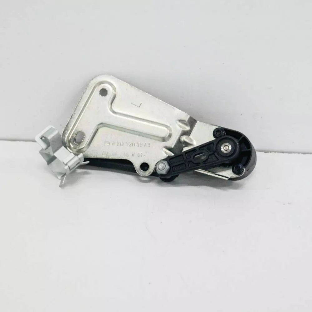 NEW MERCEDES-BENZ CLS C219 FRONT LEFT LEVEL SENSOR A2129050103 2010