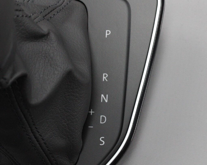 NEW VW CADDY MK4 LEATHER DSG GEAR SHIFTING KNOB RHD 2K2713203BUMF ORIGINAL