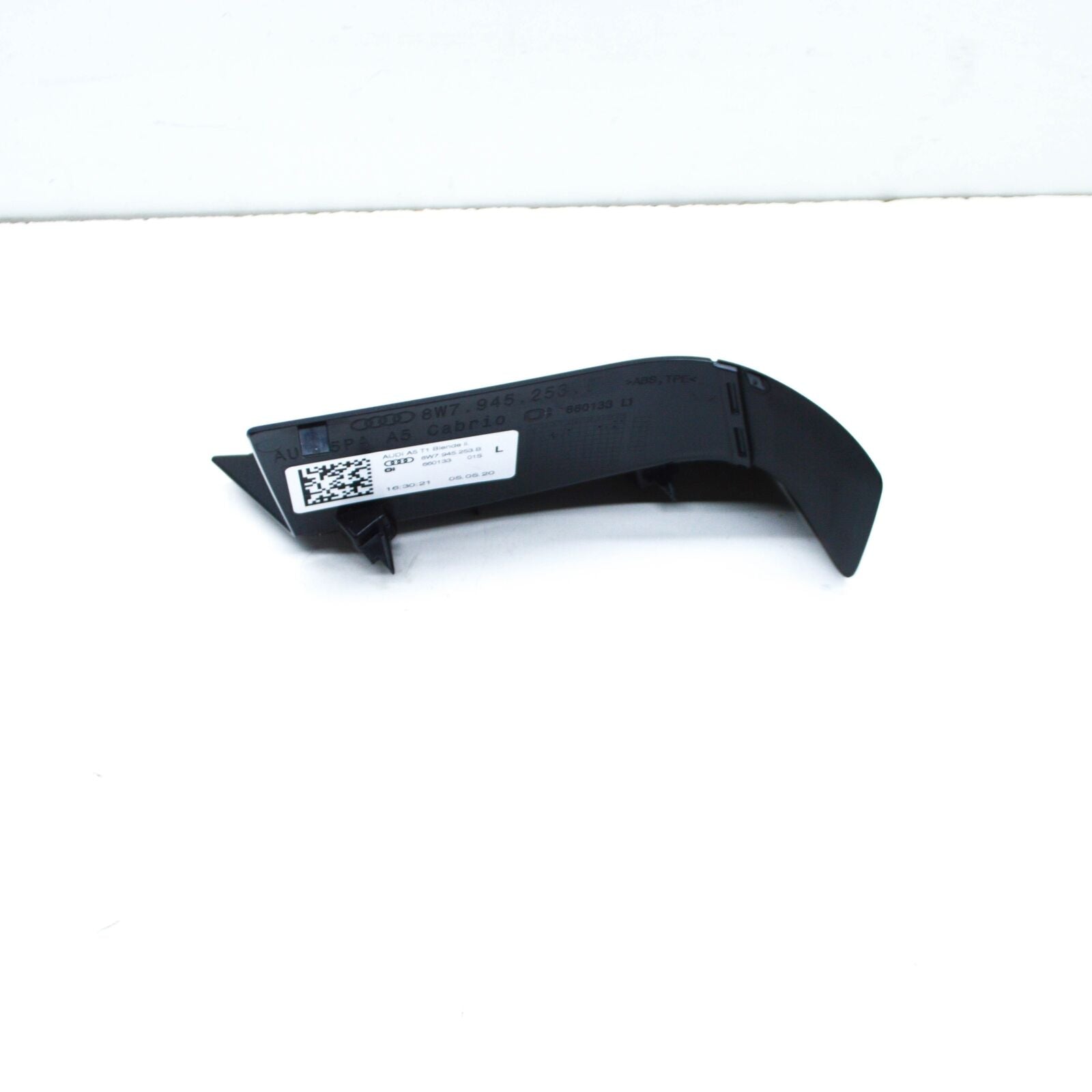 NEW AUDI A5 CABRIO 8W6 REAR LEFT TAILLIGHT BEZEL TRIM 8W7945253B ORIGINAL