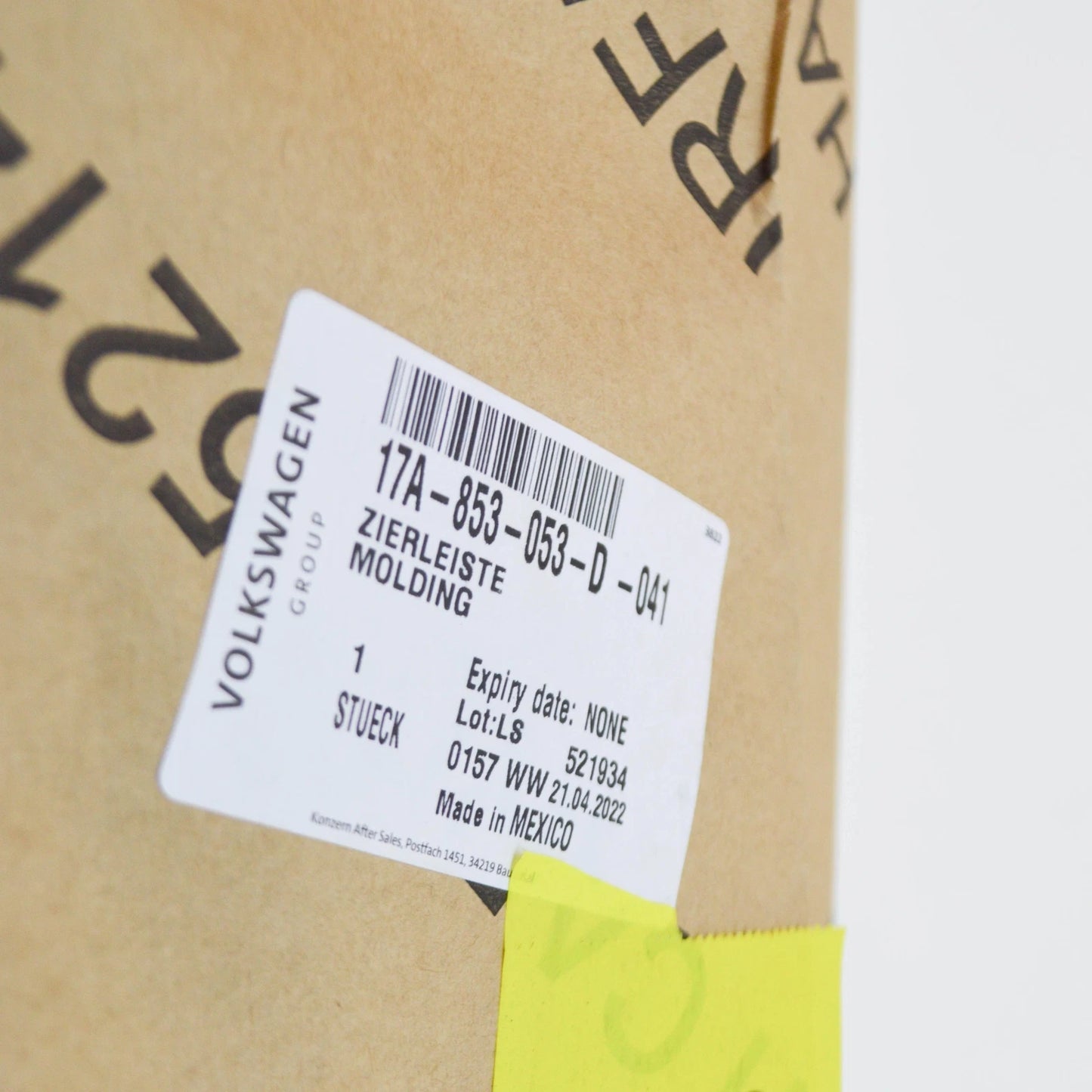 NEW VOLKSWAGEN JETTA A7 FRONT BUMPER CENTER TRIM 17A853053D041 ORIGINAL