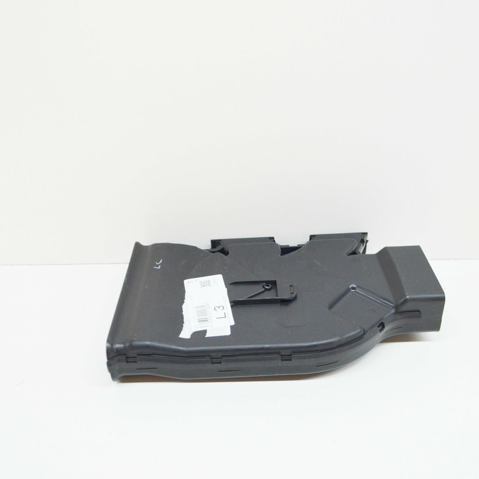 NEW MERCEDES-BENZ M-CLASS W166 RIGHT SIDE AIR DUCT A1668311846 ORIGINAL
