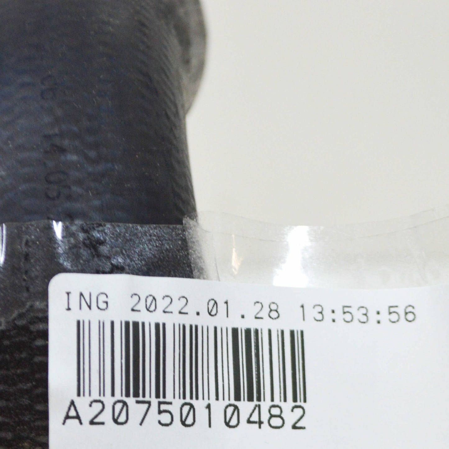 new mercedes-benz e w212 right side water radiator hose a2075010482 original