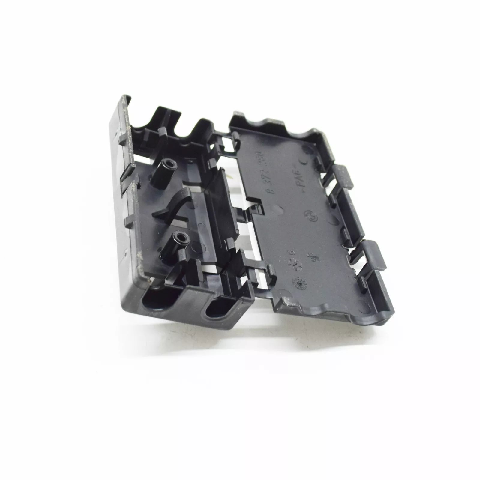 NEW BMW 1 E81 PLUG-IN CONNECTION BRACKET 61138372280 ORIGINAL