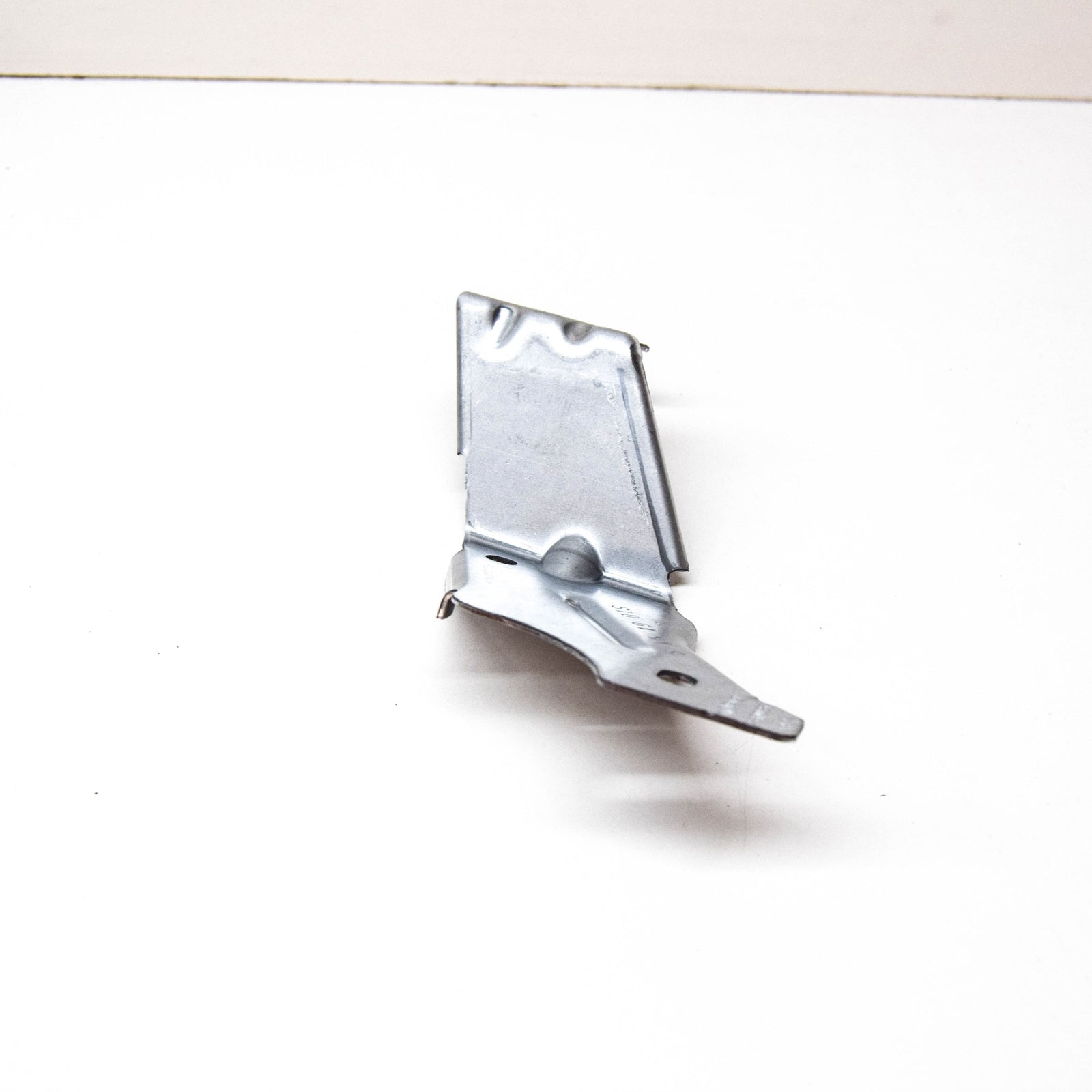 NEW VOLKSWAGEN E-GOLF 5G MK7 FRONT LEFT HEADLIGHT BRACKET MOUNT 5G0804593A