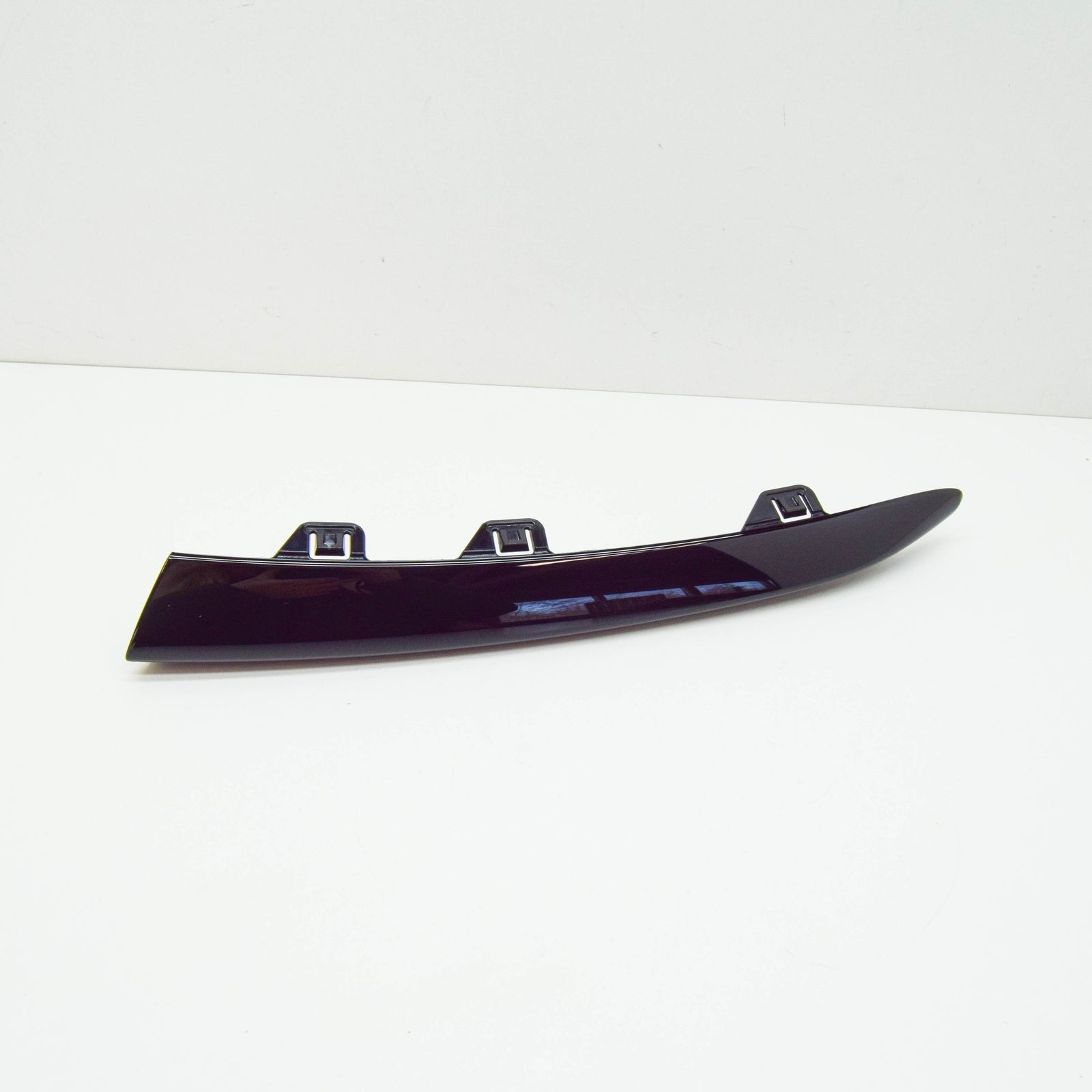 NEW MERCEDES-BENZ GLC COUPE C253 FRONT RIGHT BUMPER MOLDING A2538852804 ORIGINAL