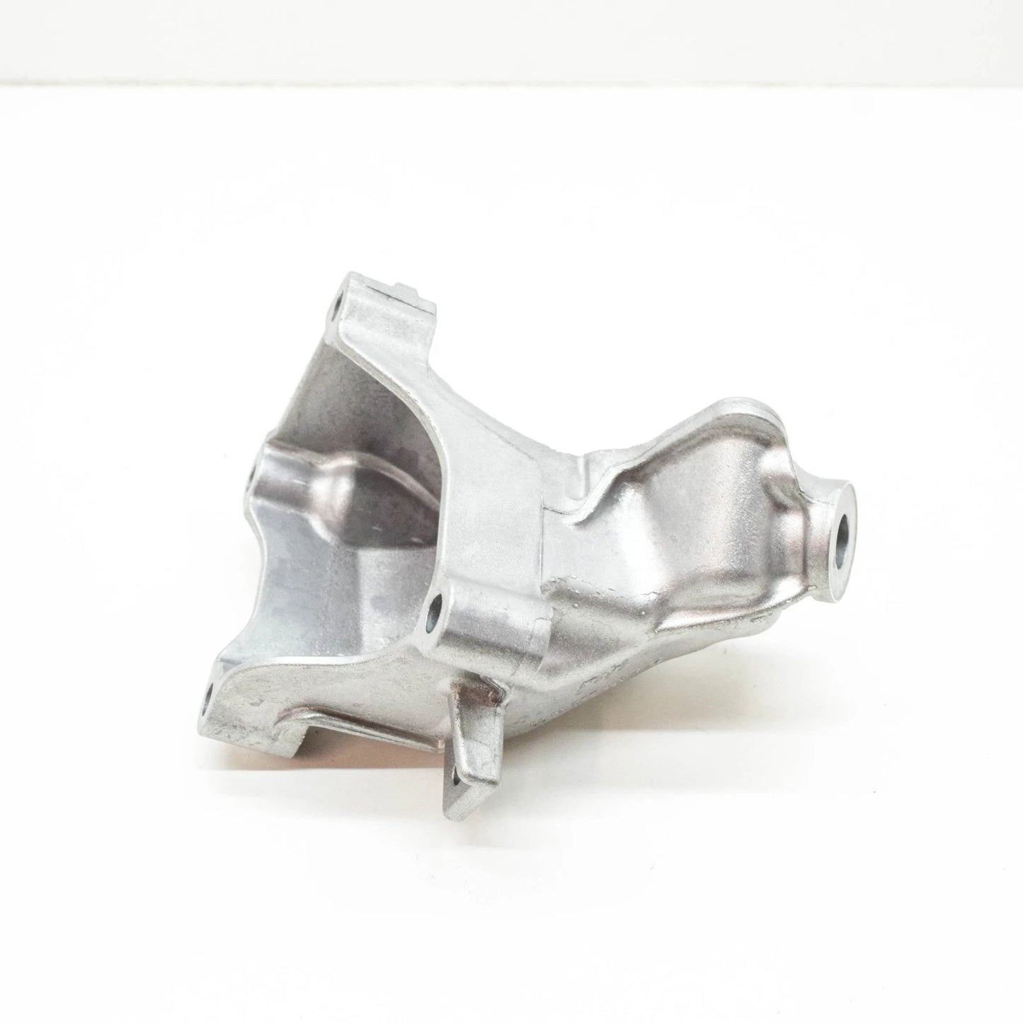 NEW MERCEDES-BENZ S W222 LEFT SIDE ENGINE BRACKET A6562230500 ORIGINAL