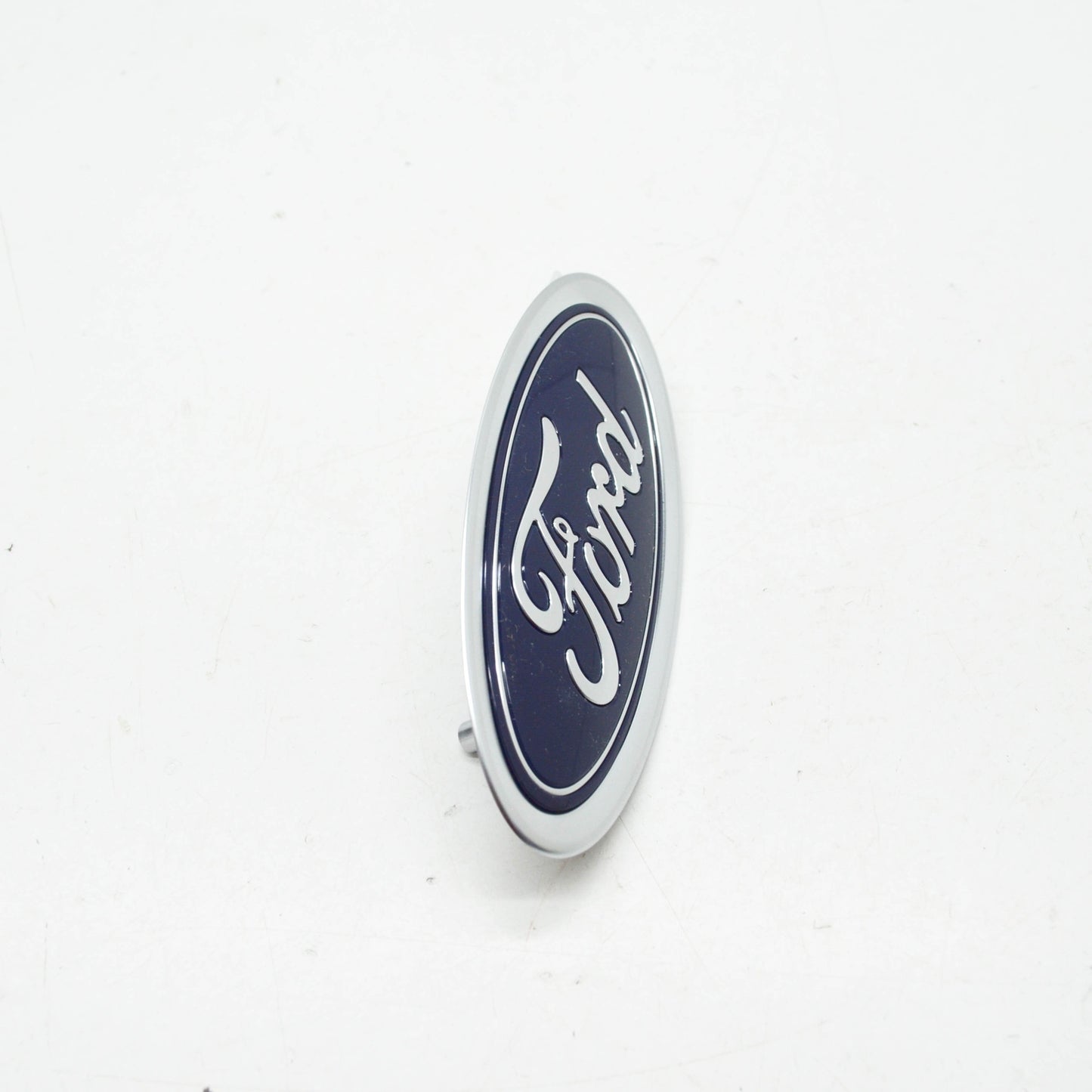 new ford mondeo mk5 oval emblem badge 5212690 ds73-8b262-ac original