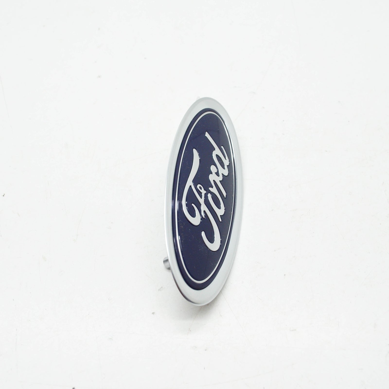 new ford mondeo mk5 oval emblem badge 5212690 ds73-8b262-ac original