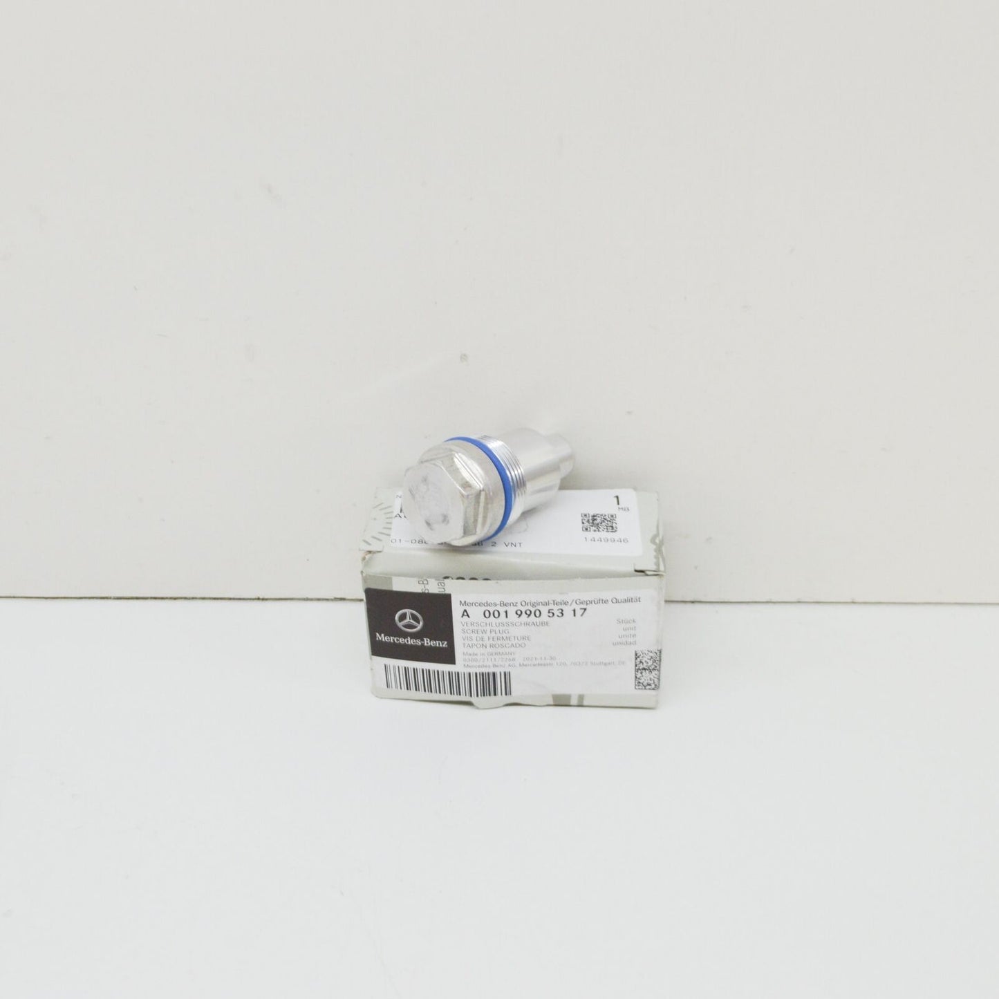 NEW MERCEDES-BENZ SPRINTER W906 CRANKCASE SCREW PLUG A0019905317 ORIGINAL