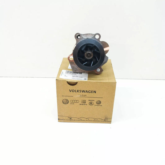 NEW AUDI A3 8P WATER PUMP 03L121011G 2.0TDI