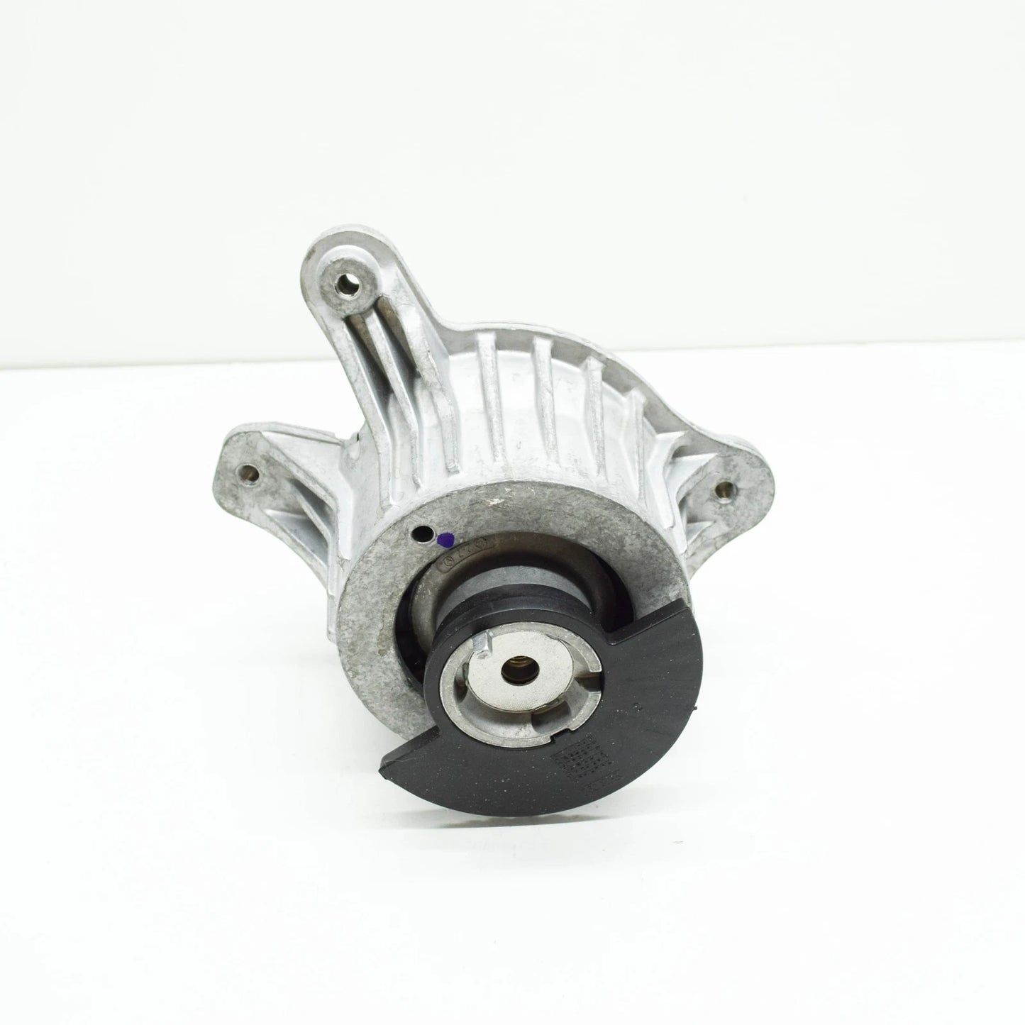 NEW MERCEDES-BENZ E W213 FRONT RIGHT ENGINE MOUNT A2132402500 ORIGINAL