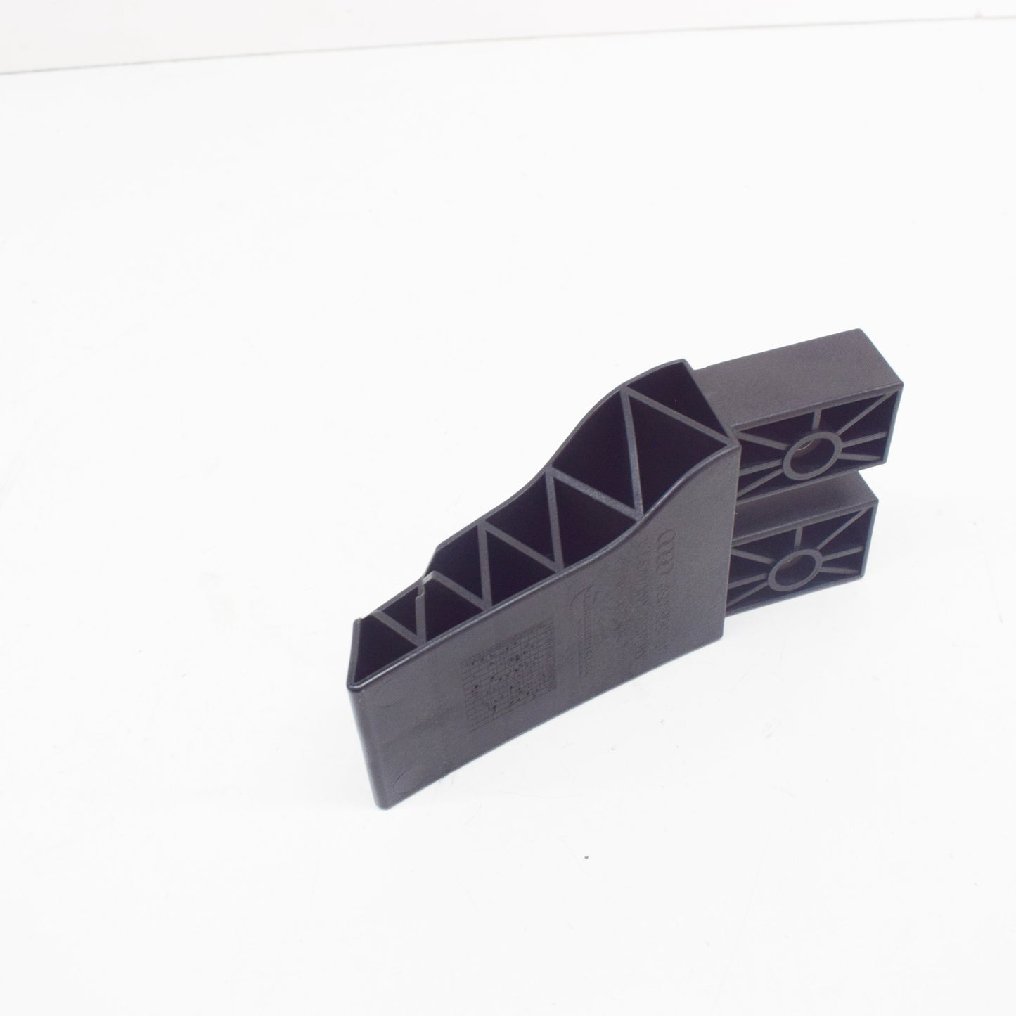 NEW AUDI TT FV 8S FRONT LEFT PEDESTRIAN PROTECTION BRACKET 8S0959497 ORIGINAL