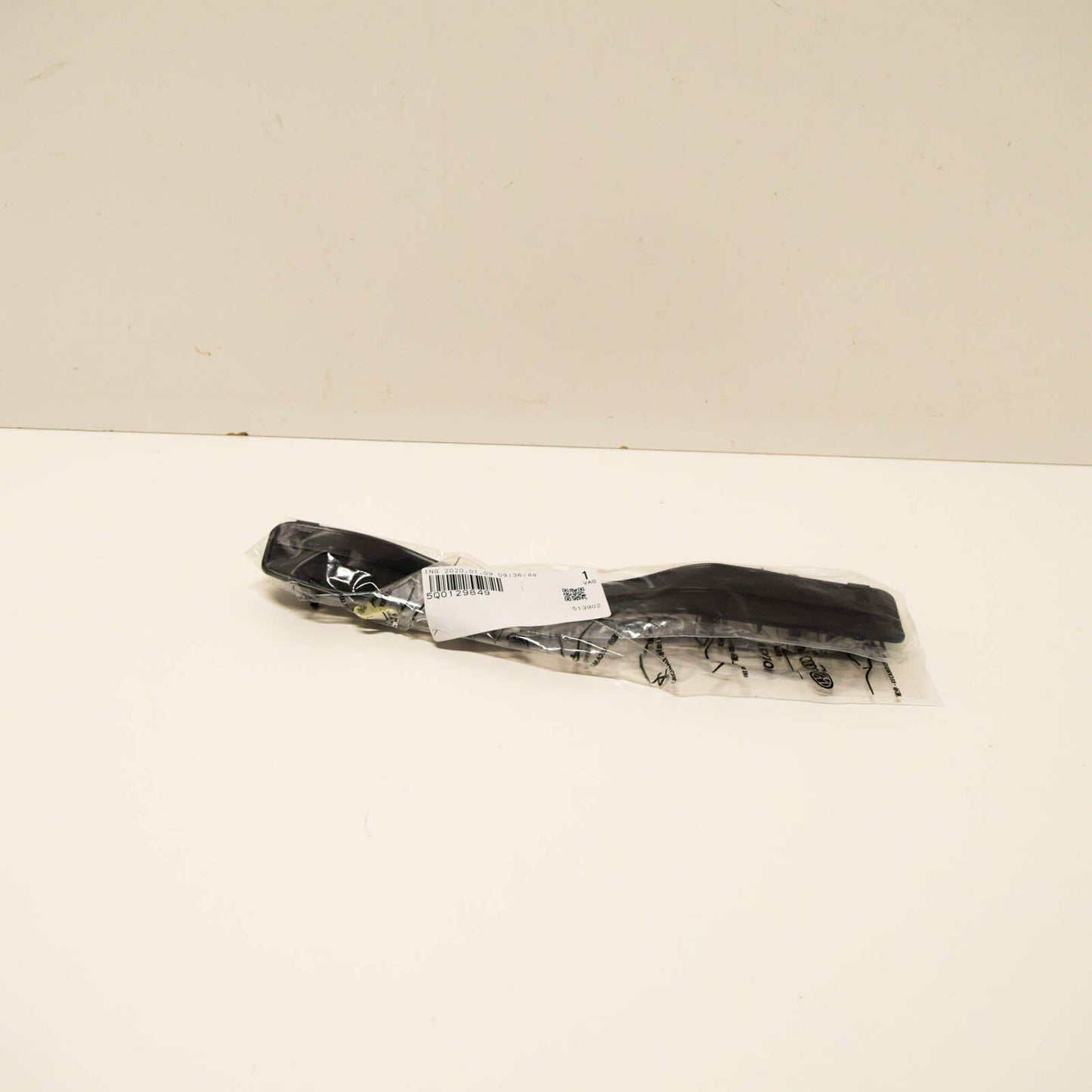 Genuine Volkswagen Golf Mk7 Rear Air Intake Trim 5Q0129849 Original